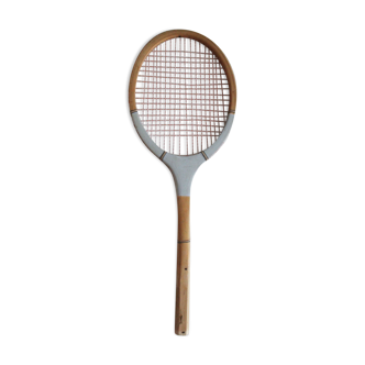 Tennis racket