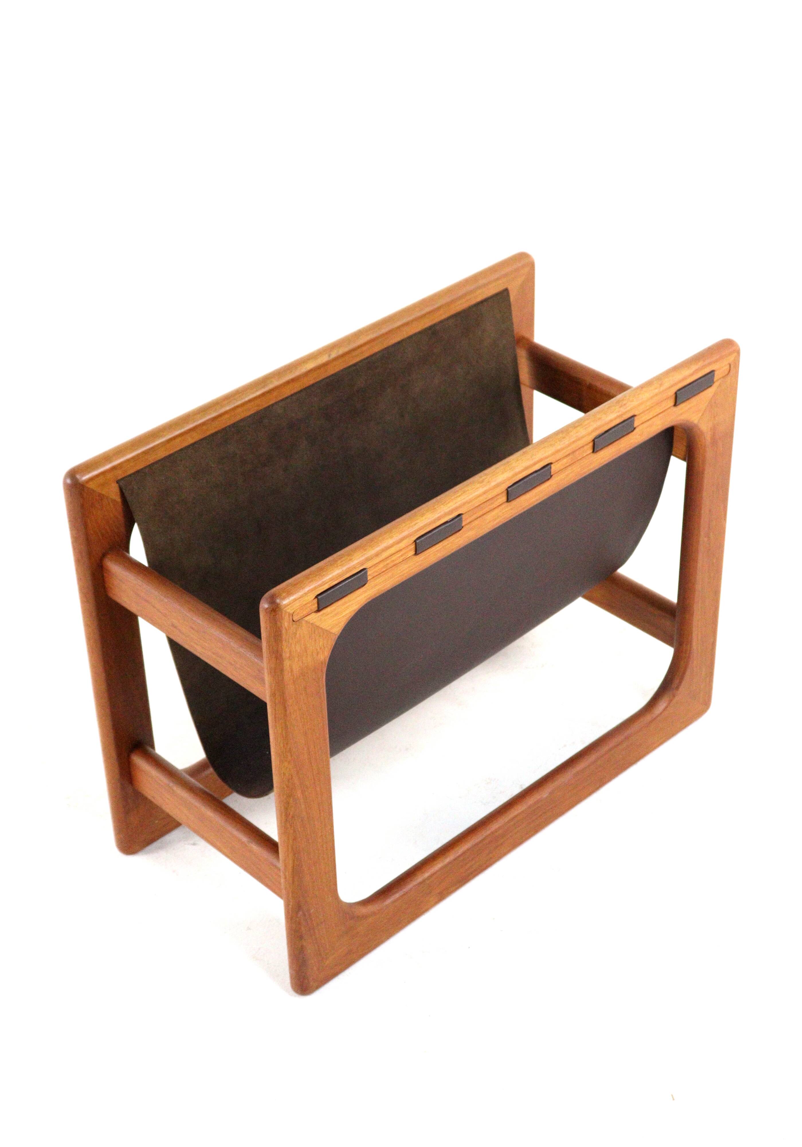 Salin mobler magazine holder - danish design teak