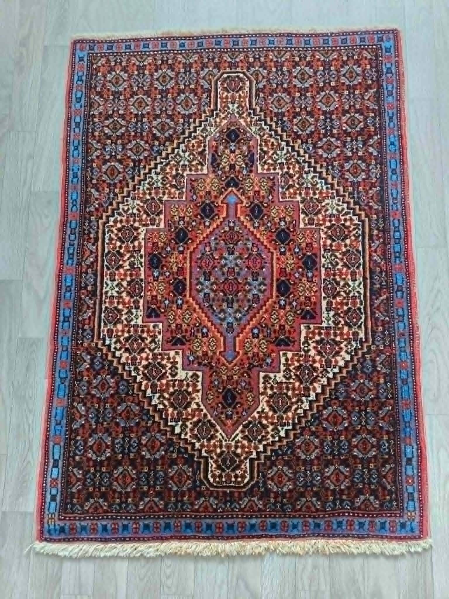 Tapis Persan Senneh fait main