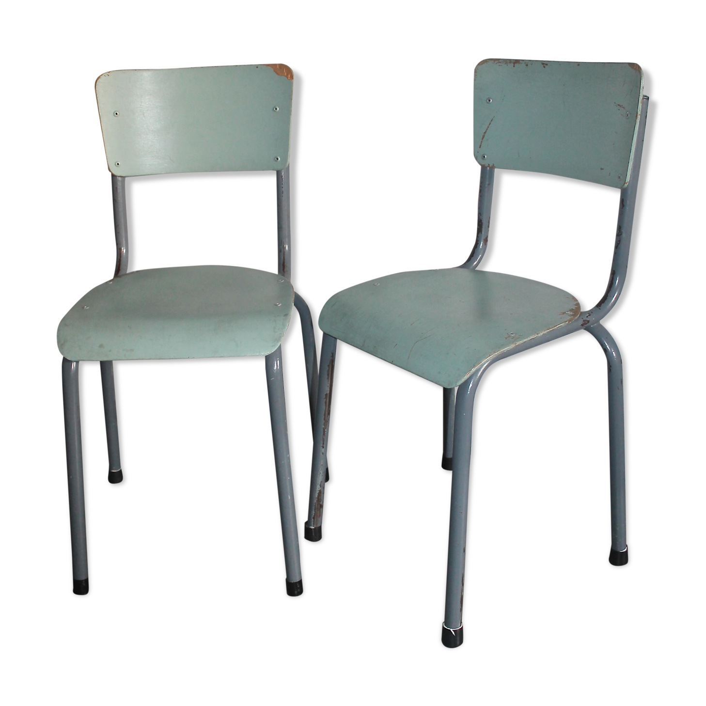 2  chairs