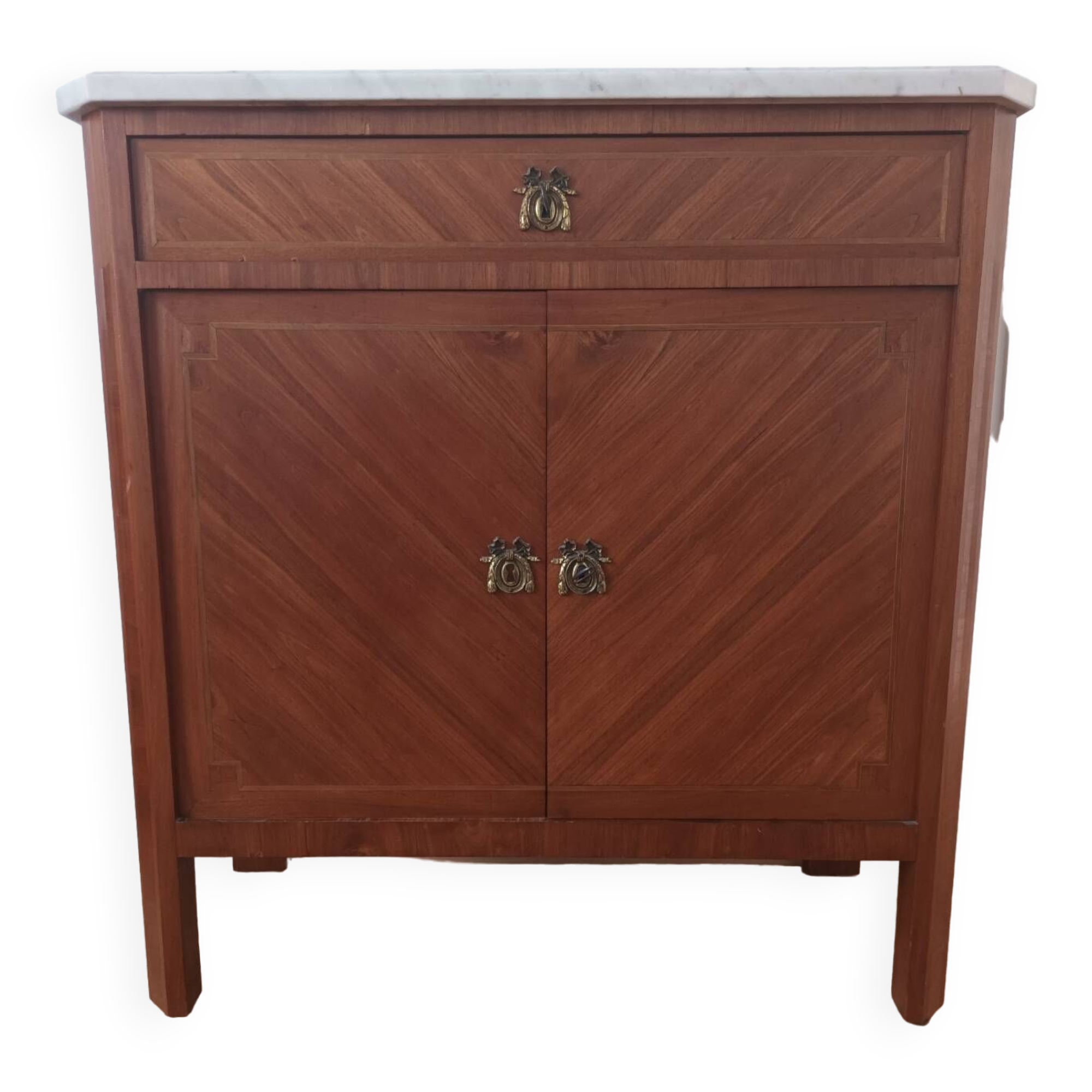 Small old chest of drawers
