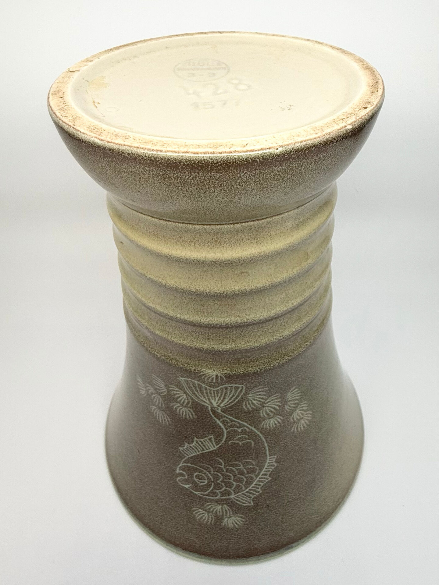 Ziegler vase Schaffhausen – sgraffito fish – Gustav Spörri period