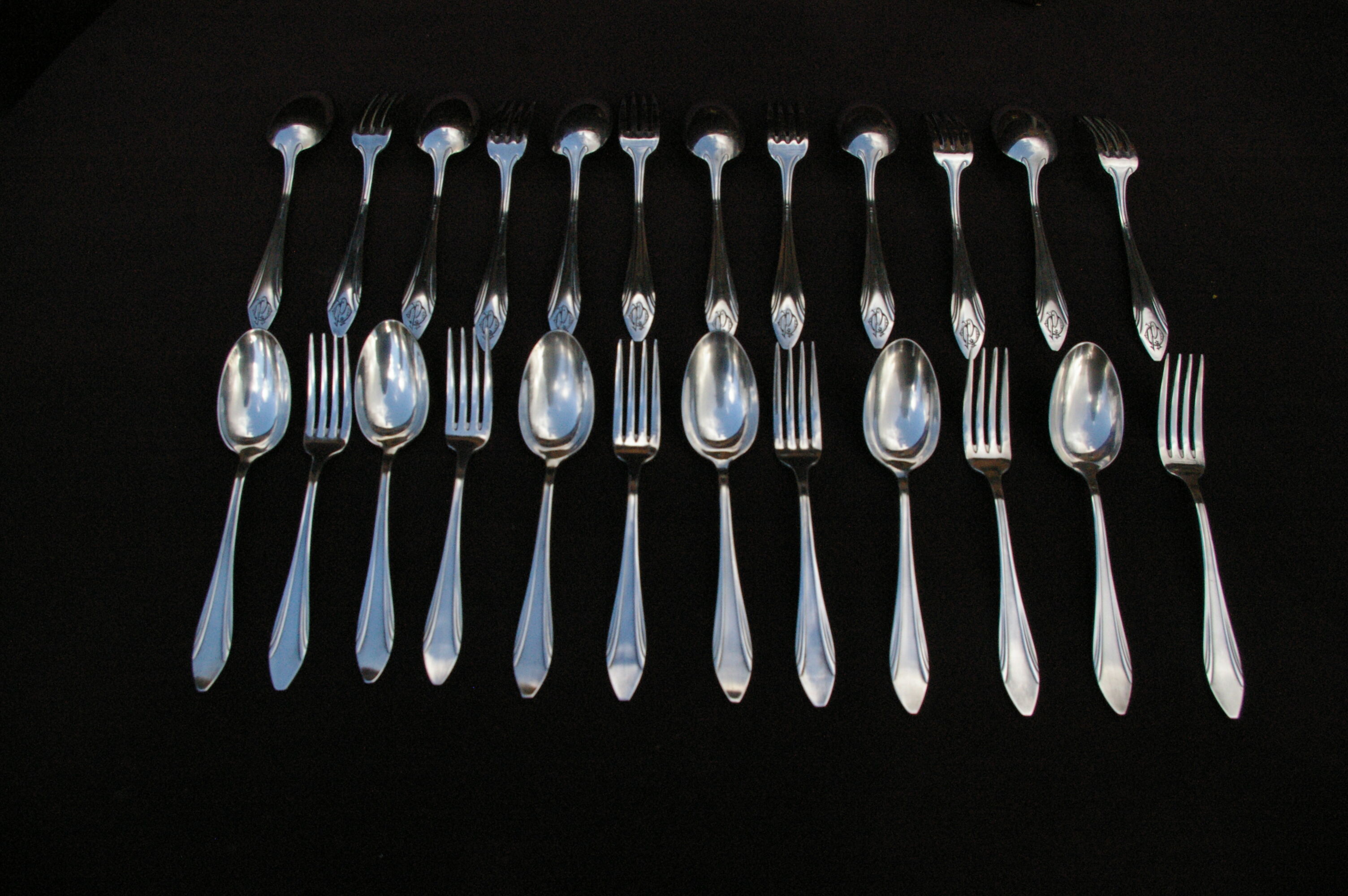 Ménagère entremet 24 pieces art deco goldsmith deetjen - forks/spoons