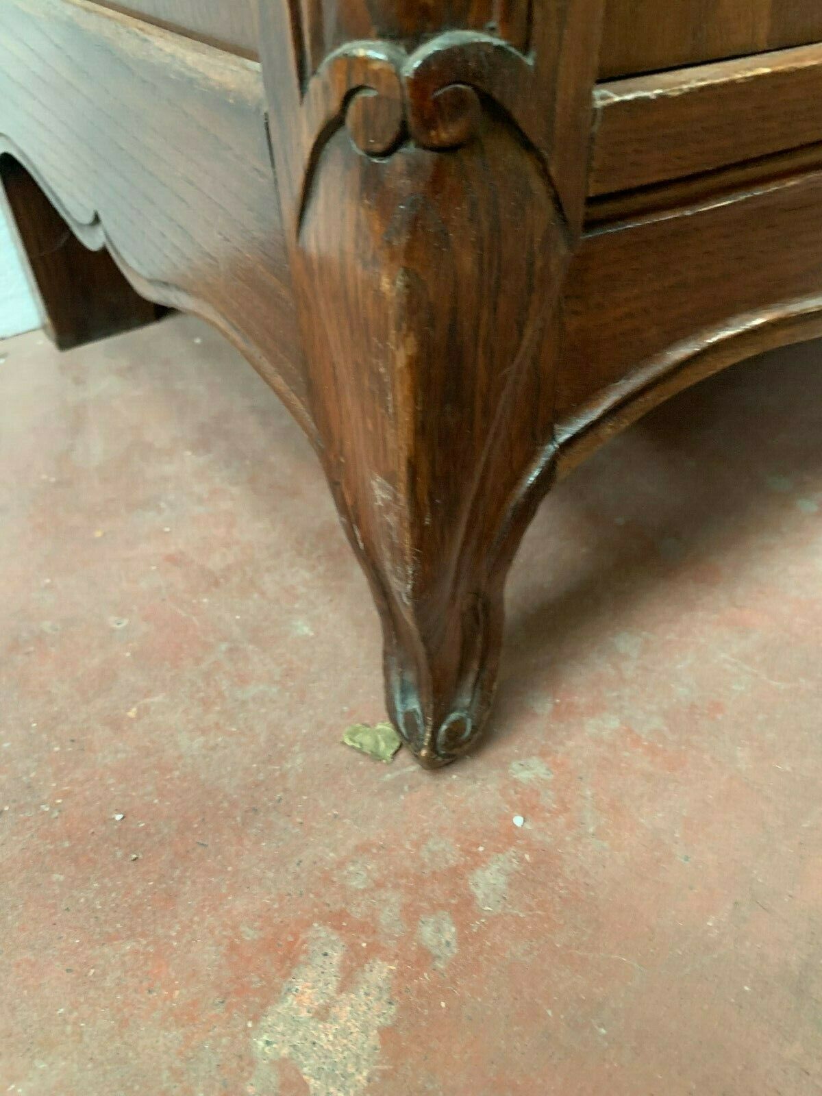 Regency-style wardrobe in walnut storage furniture 20th century