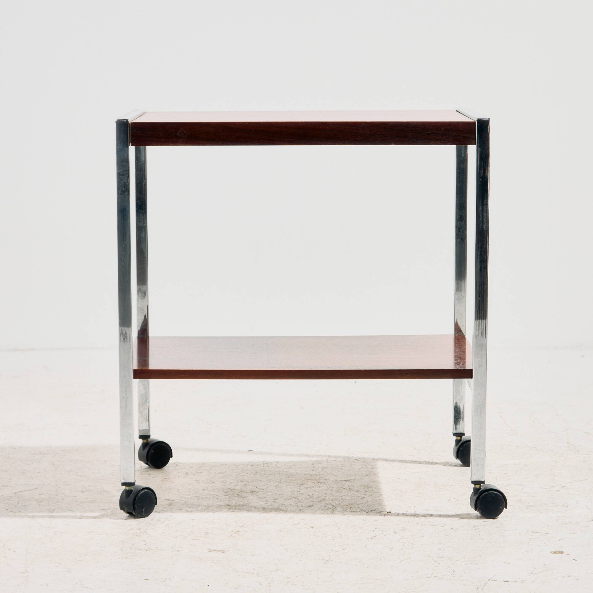 Desserte en palissandre par Trevor Chinn et Ray Leigh pour Gordon Russell