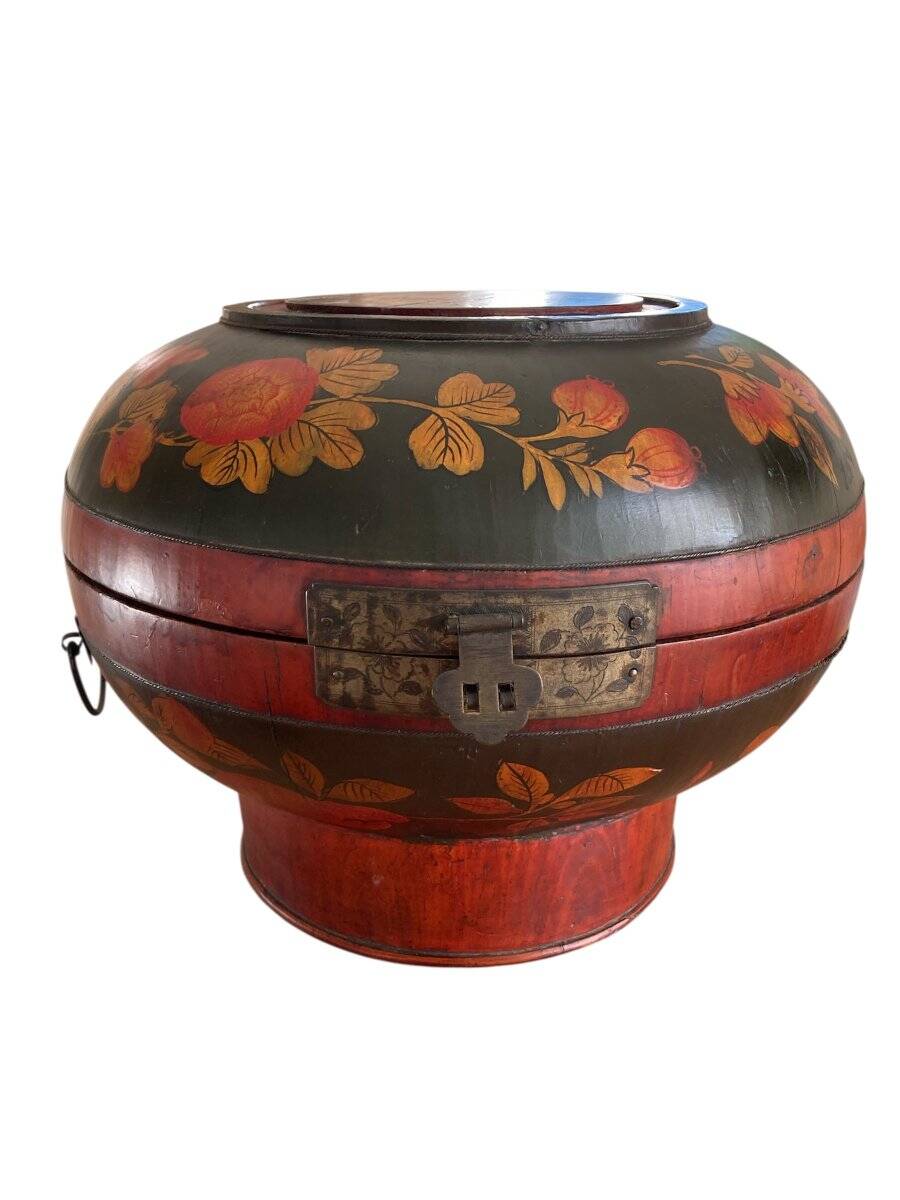 Large Chinese wedding box, polychrome wood, early 20th century.