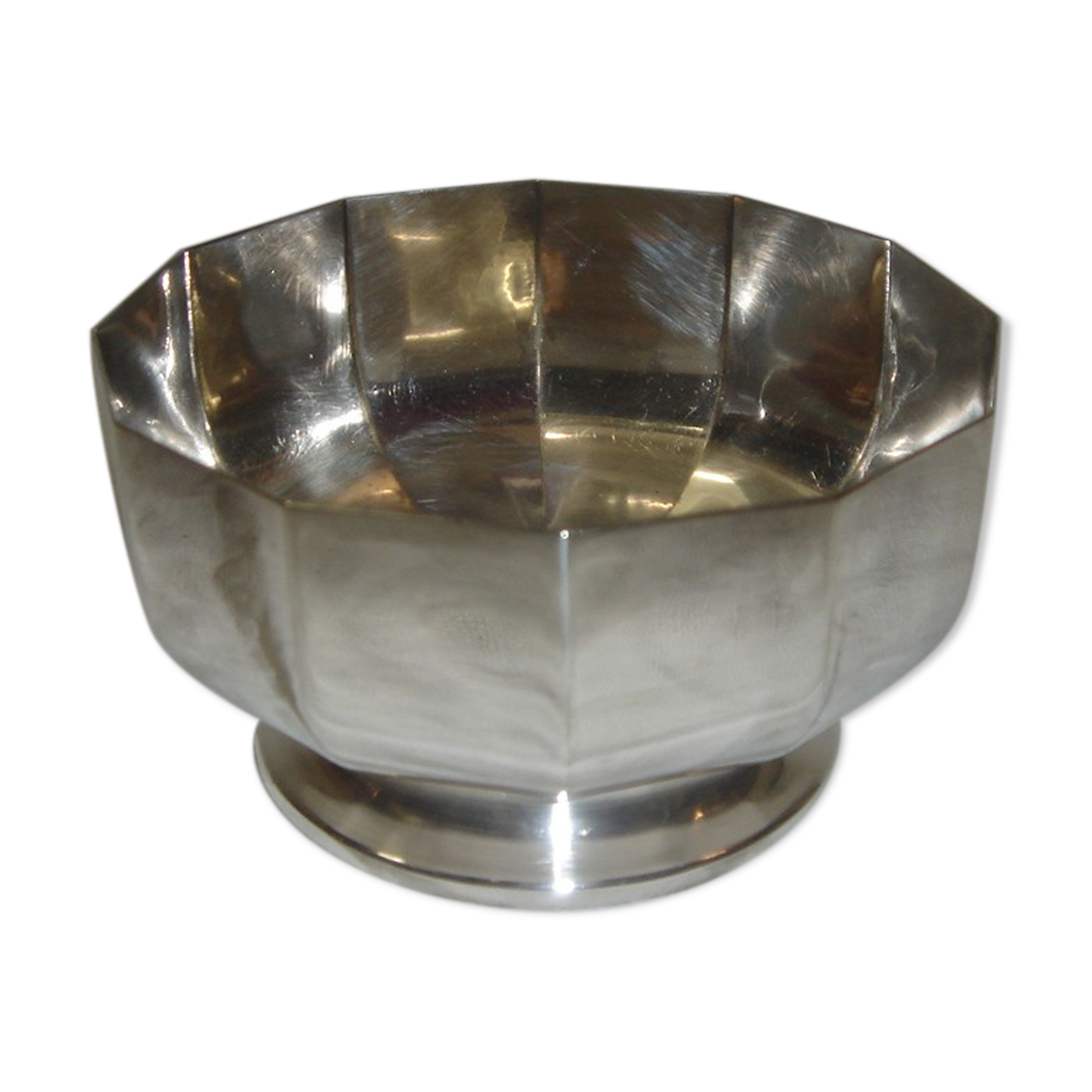 Art deco silver metal cut