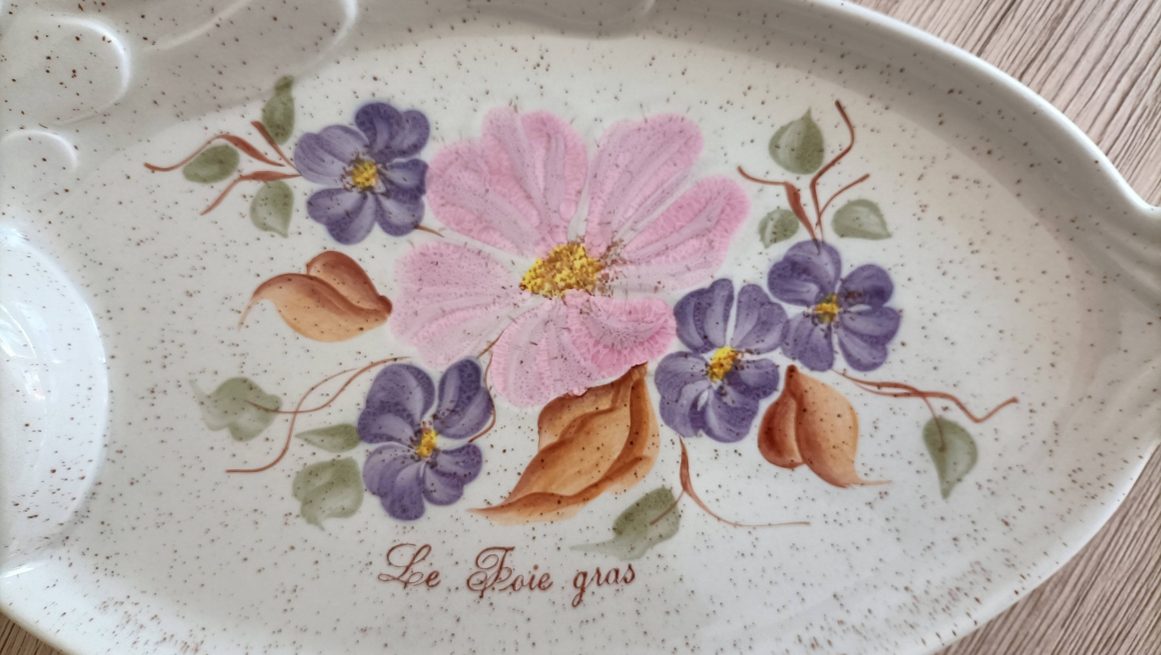 Ceramic foie gras serving dish