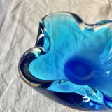 Cendrier vintage en verre soufflé bleu