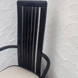 Chaise design en bois noir