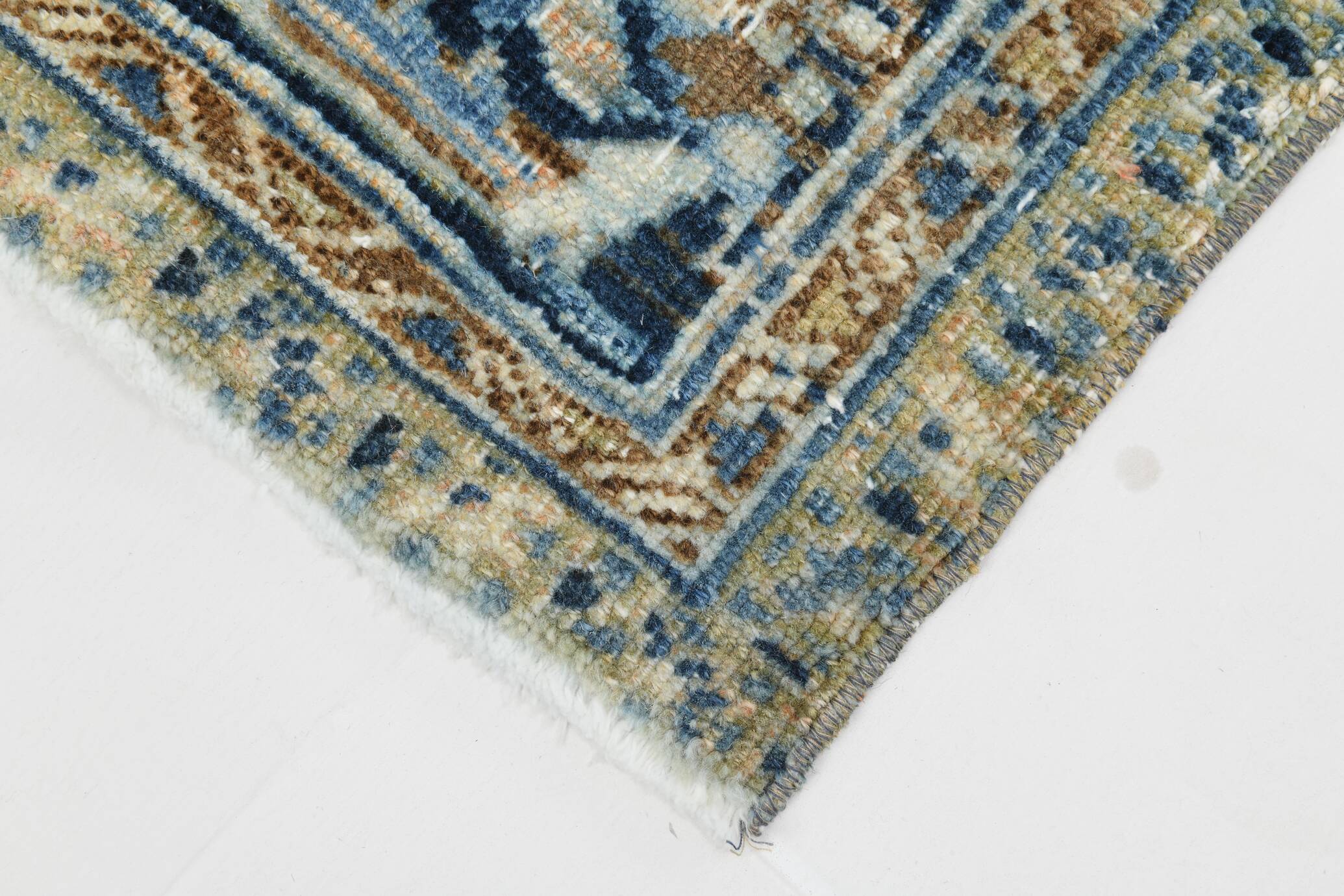 Grand tapis persan ancien bleu marine, 293 x 391 cm