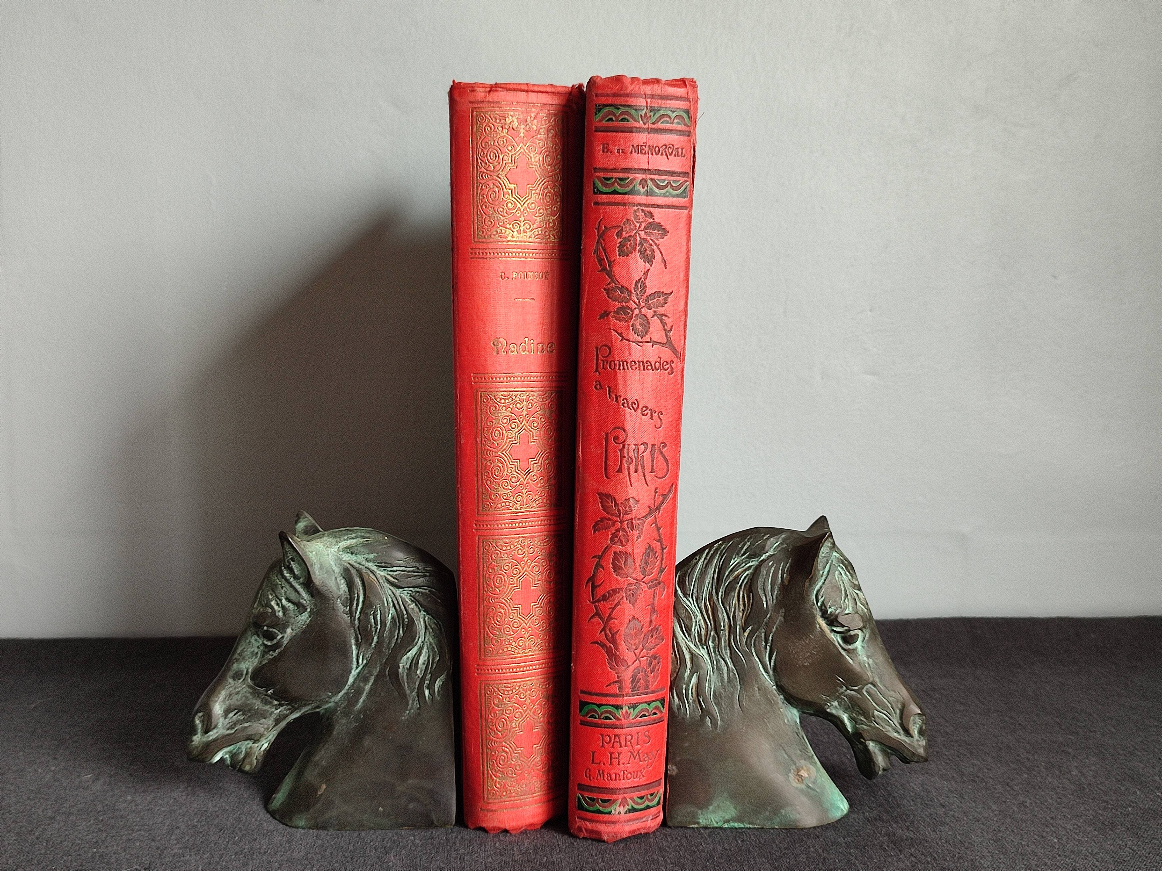 Serre livre tête de cheval en bronze patiné vintage