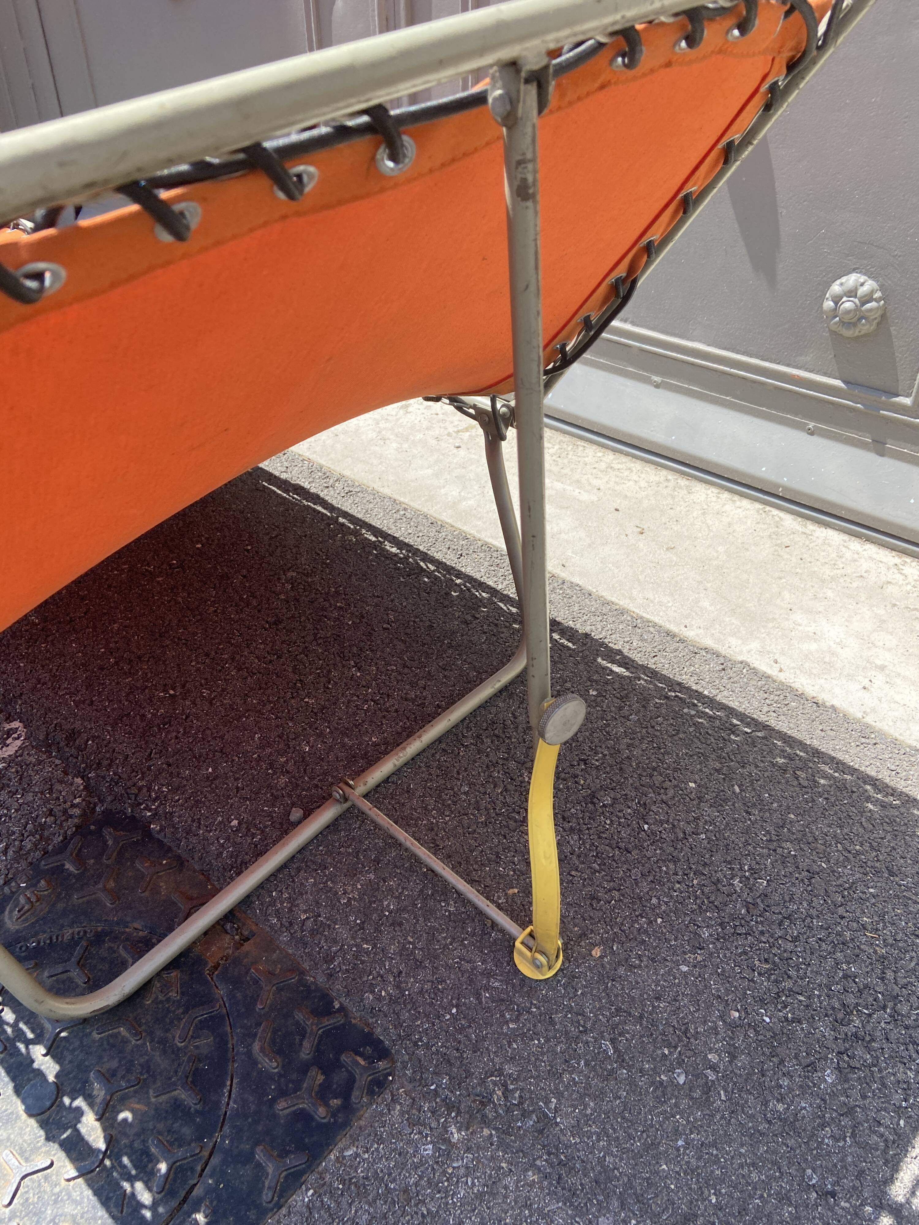 Vintage sunbathing deckchair 70S