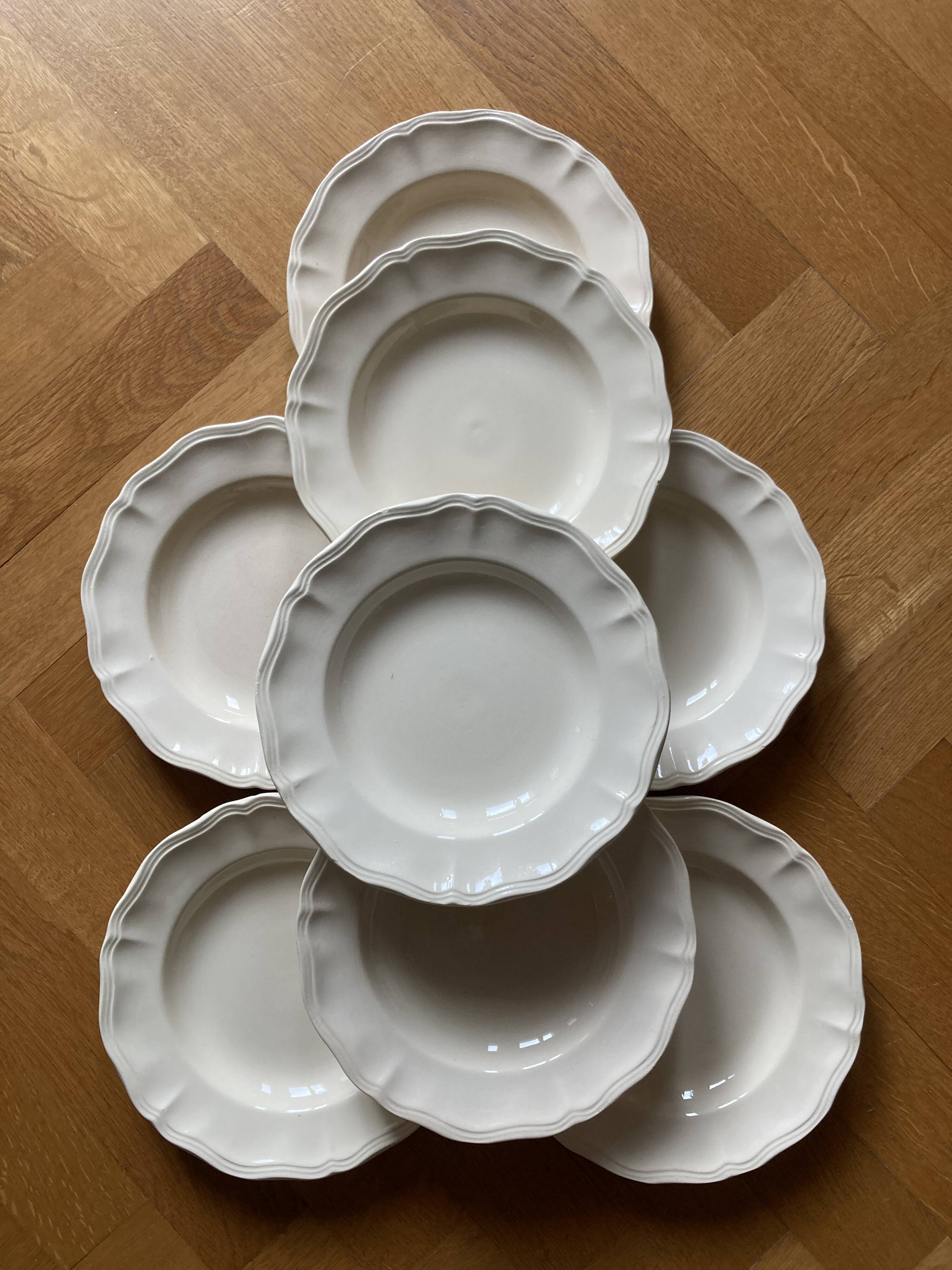 Set de 8 assiettes creuse "Ivoire à godrons" Digoin Sarreguemines