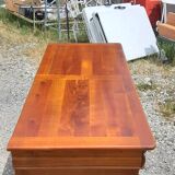 Cherry wood chest of drawers with 4 drawers