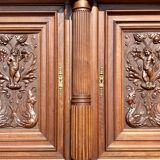 Neo-Renaissance walnut buffet - 19th century
