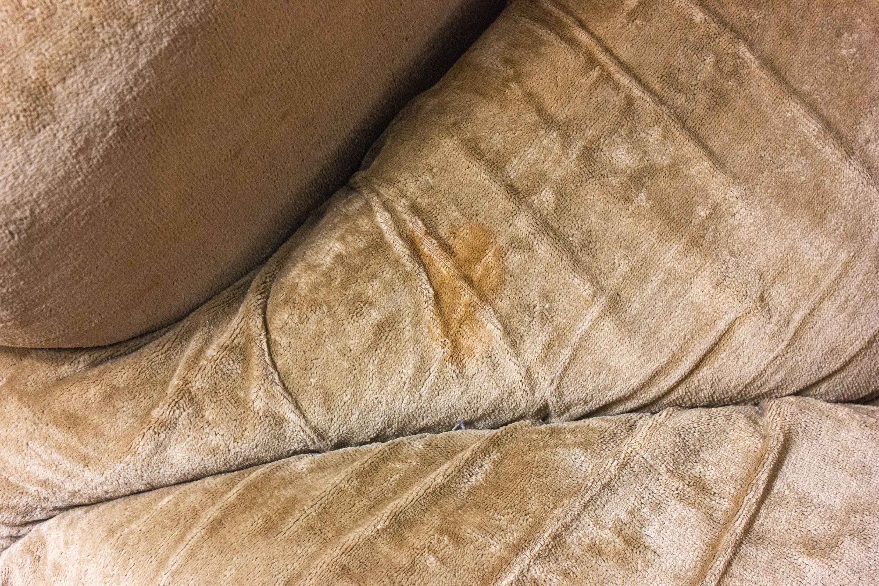 Italian two-seater sofa in beige velvet, 1970s