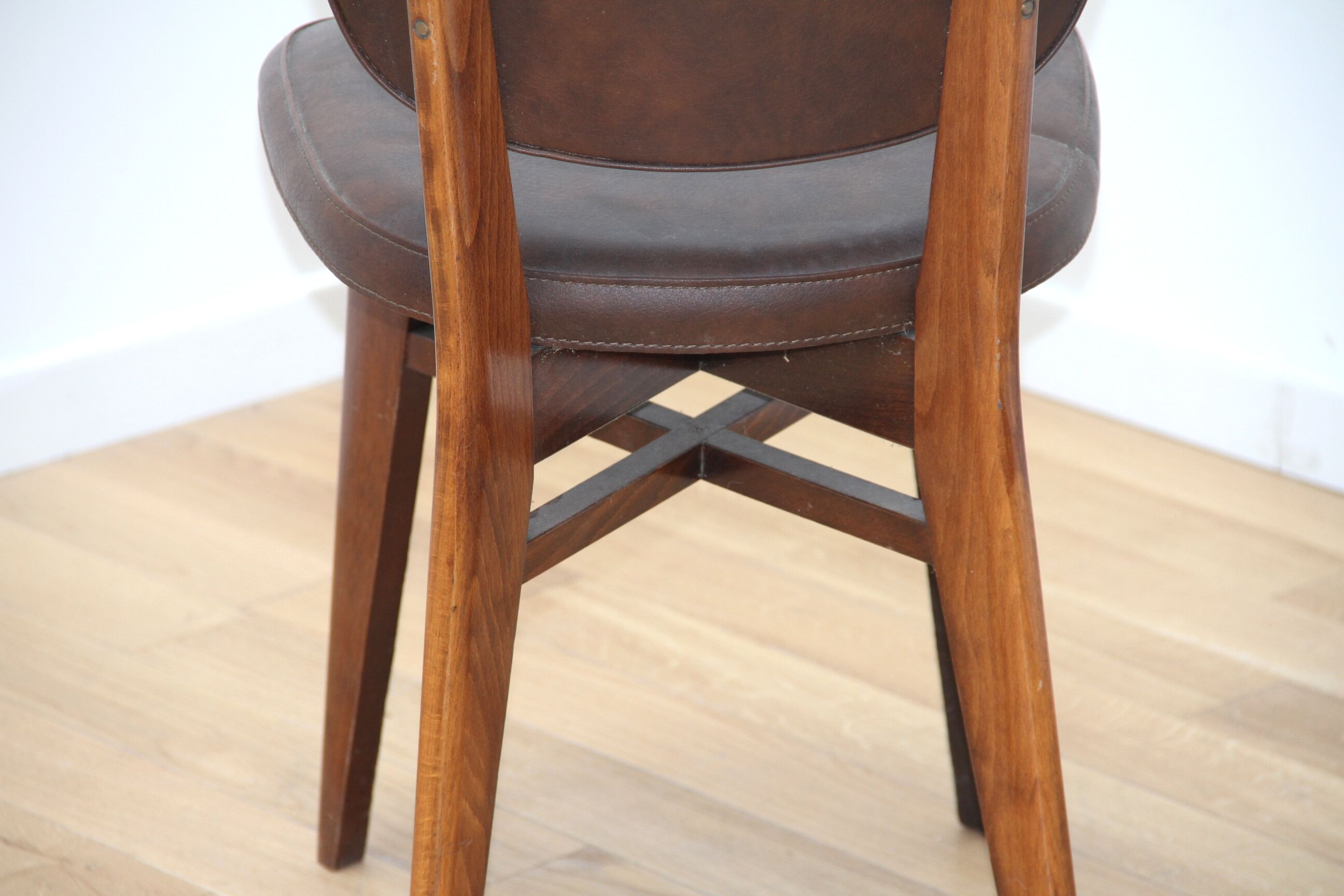 Chaise vintage en cuir