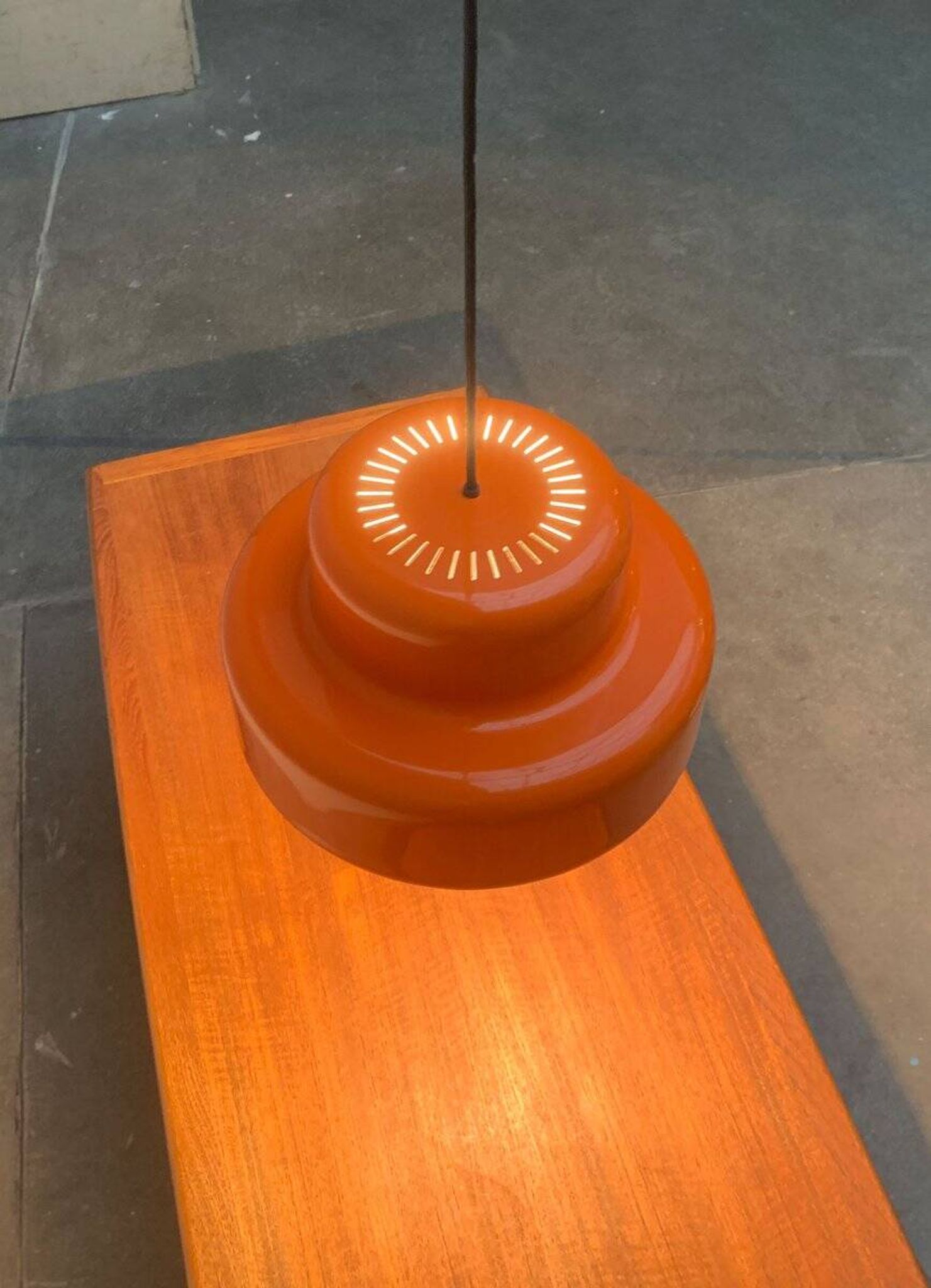 Suspension poker danoise mid-century par Jo Hammerborg pour Fog & Mørup