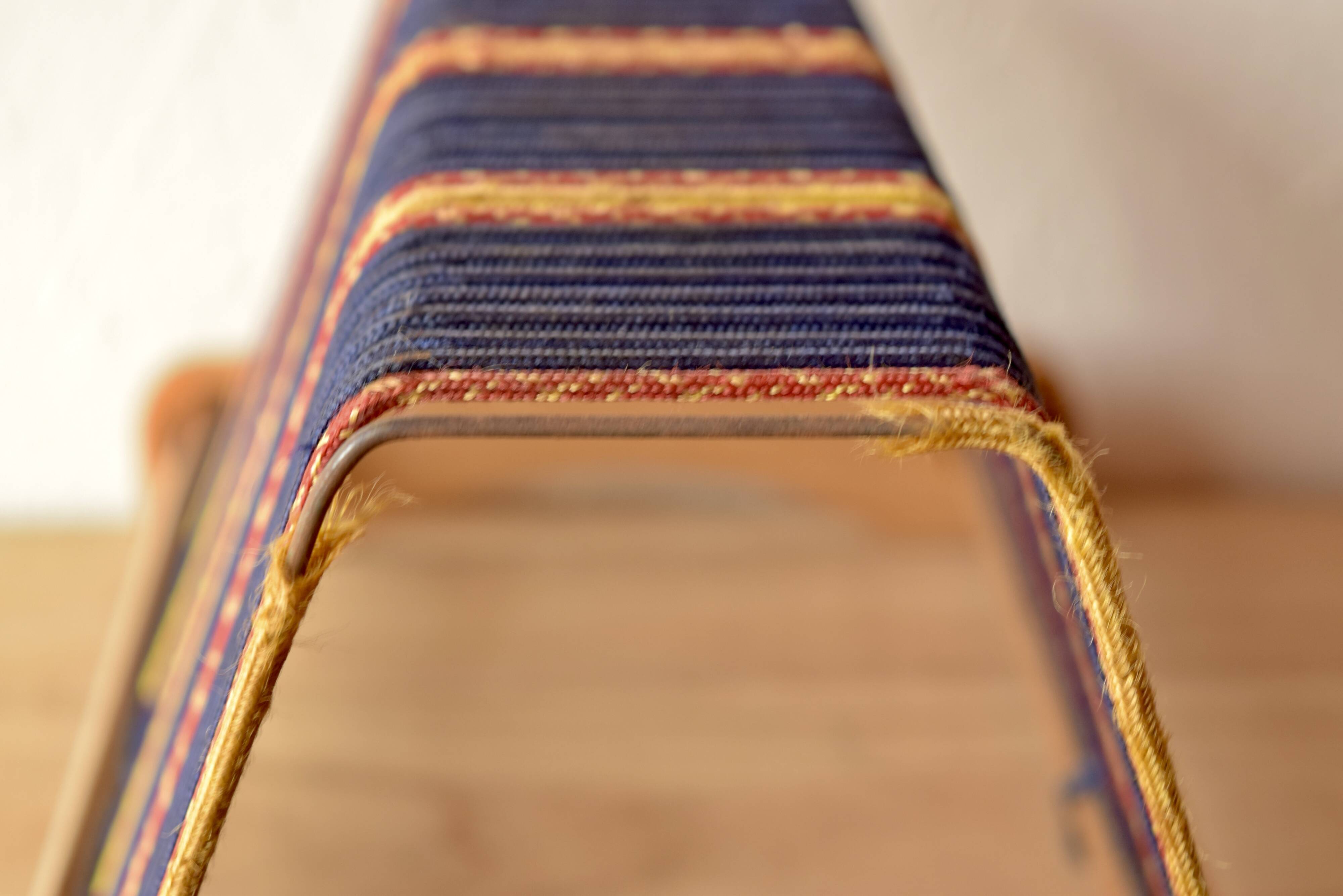 Vintage record holder for 50 vinyls - 1960s