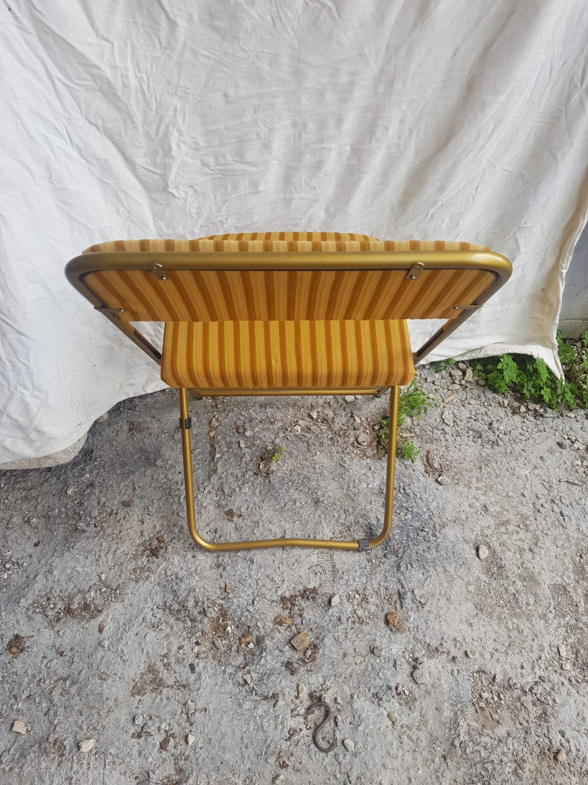 Old folding chair lafuma metal gold with fabric yellow stripes vintage