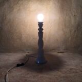 Pied de lampe torsadé en albâtre blanc