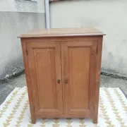 Small oak buffet Parisian style