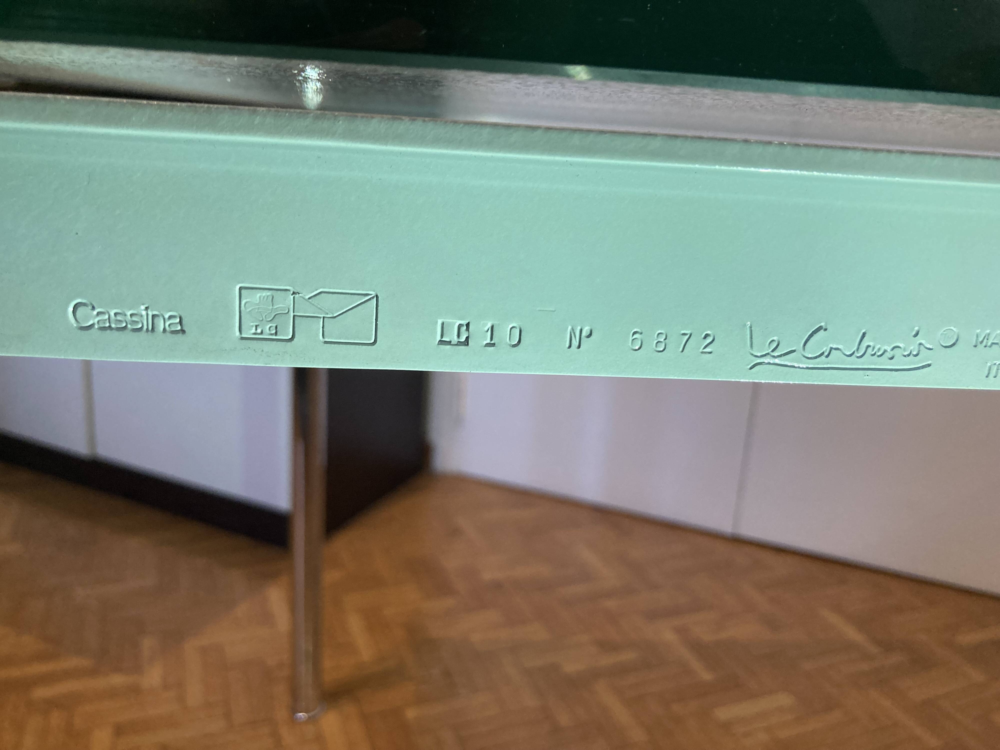 Le Corbusier's LC10 high table