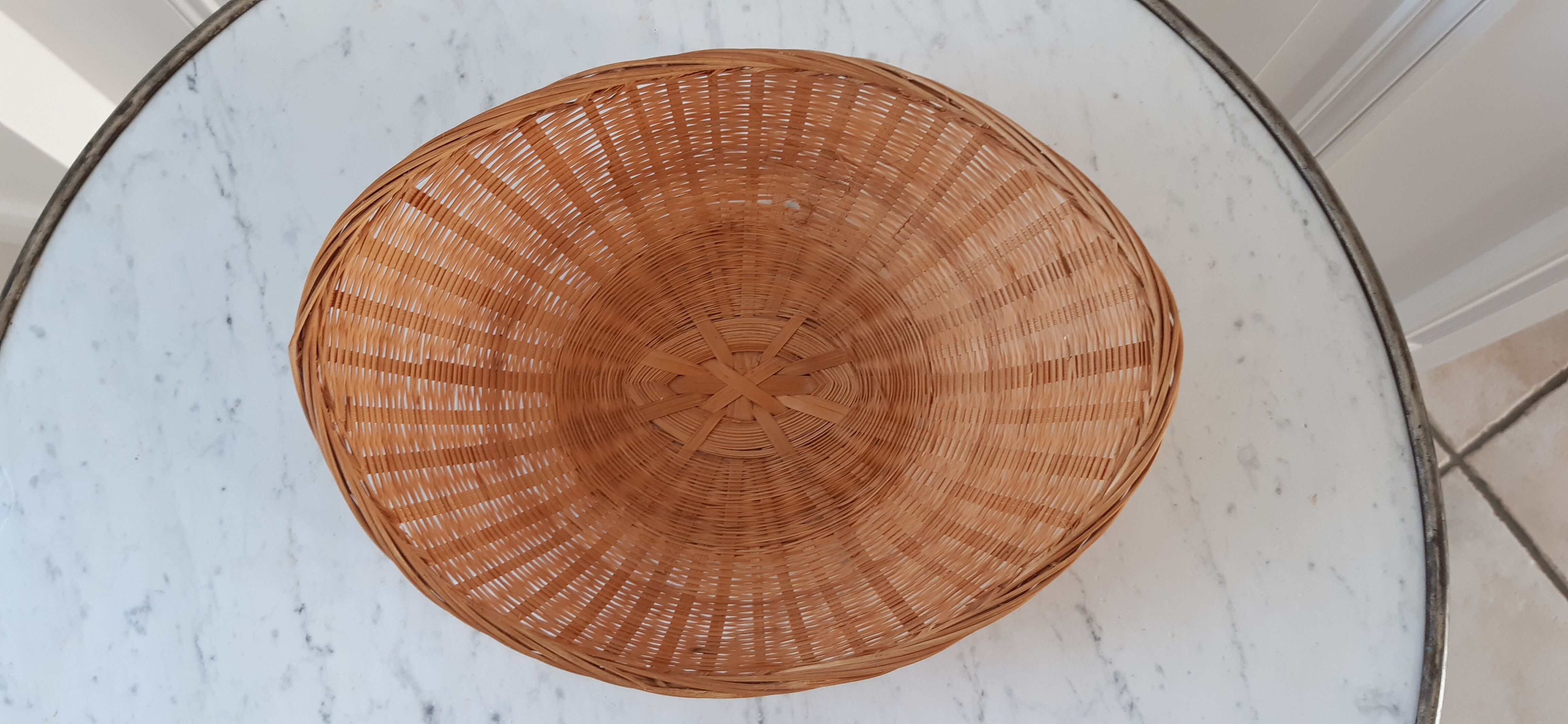 Rattan and wicker basket / basket 70s