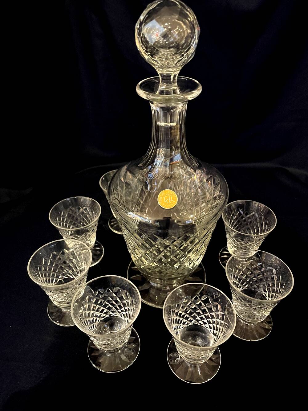 10 piece liquor service in moselle crystal