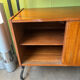 Bibliothèque vintage modulable bois & métal – esprit mid-century chic