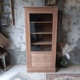 Wooden display cabinet