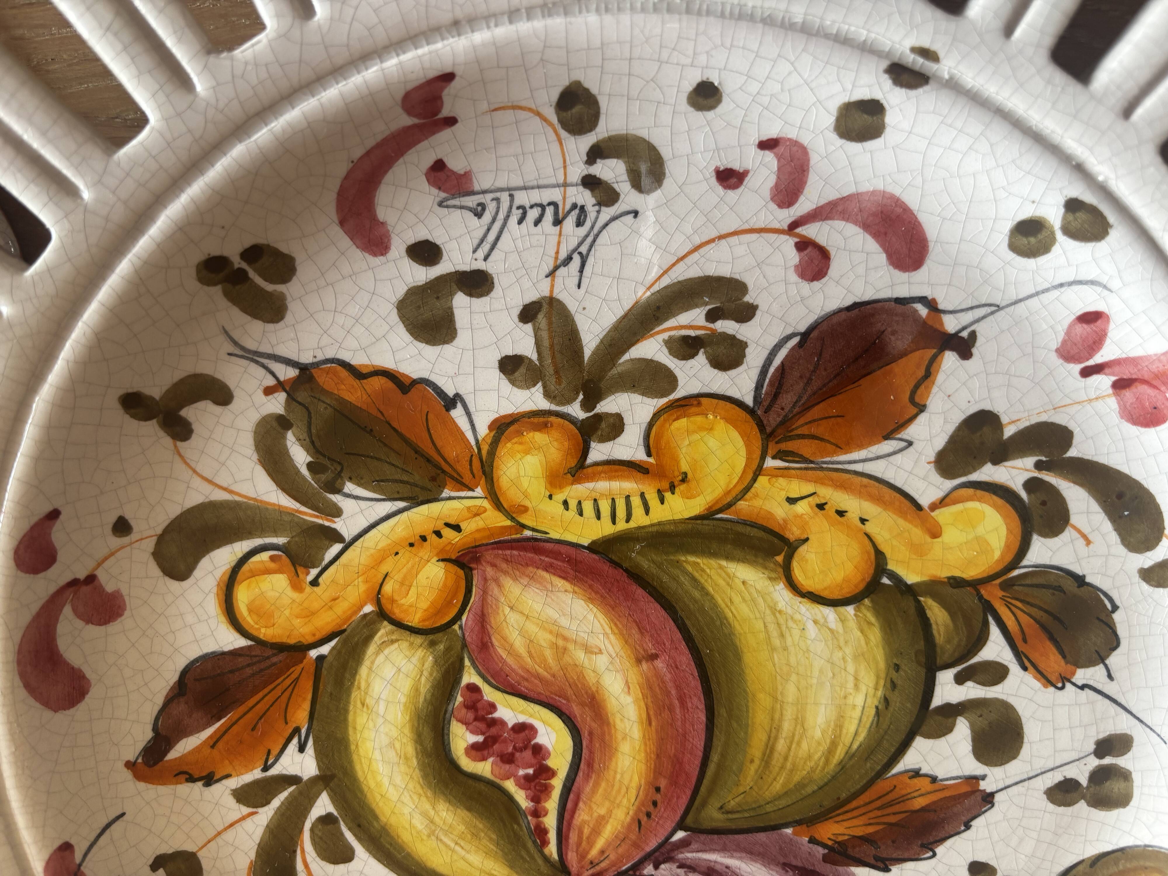 Decorative plate