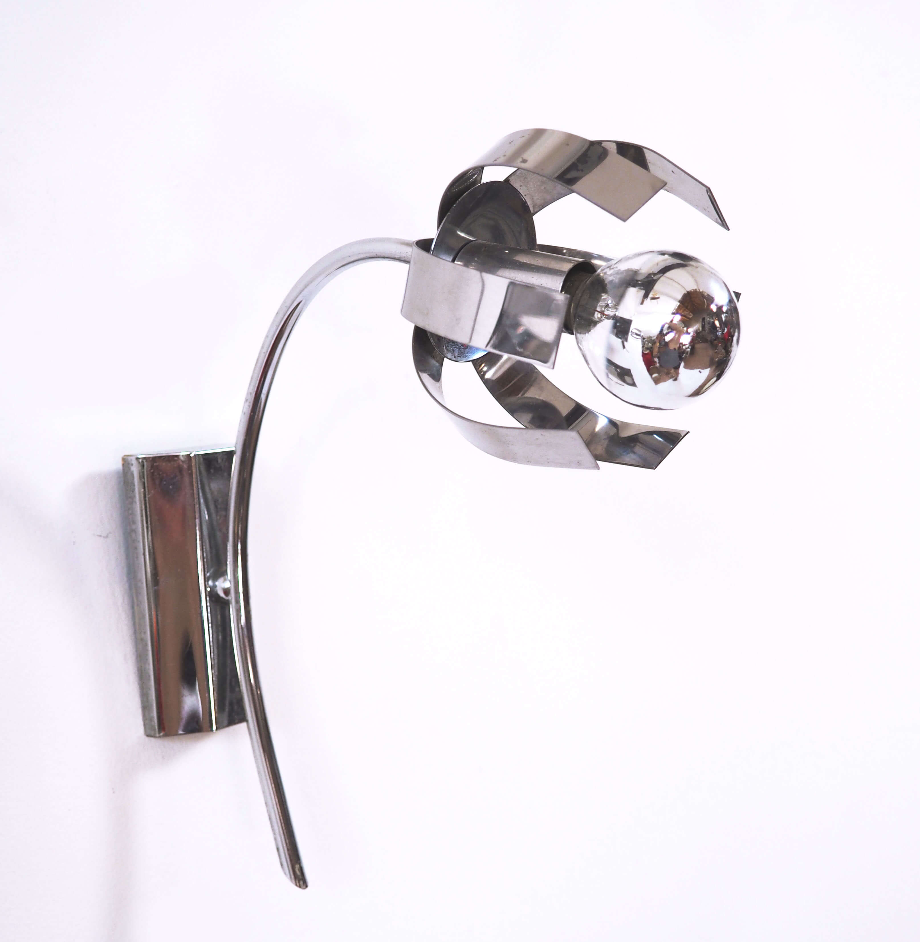 Pair of wall stainless