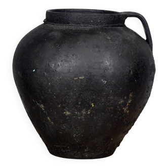 Antique earthenware pot from Moldova, circa 1850