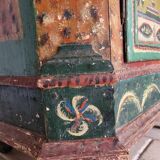 Armoire Autrichienne peinte à la main 19ème
