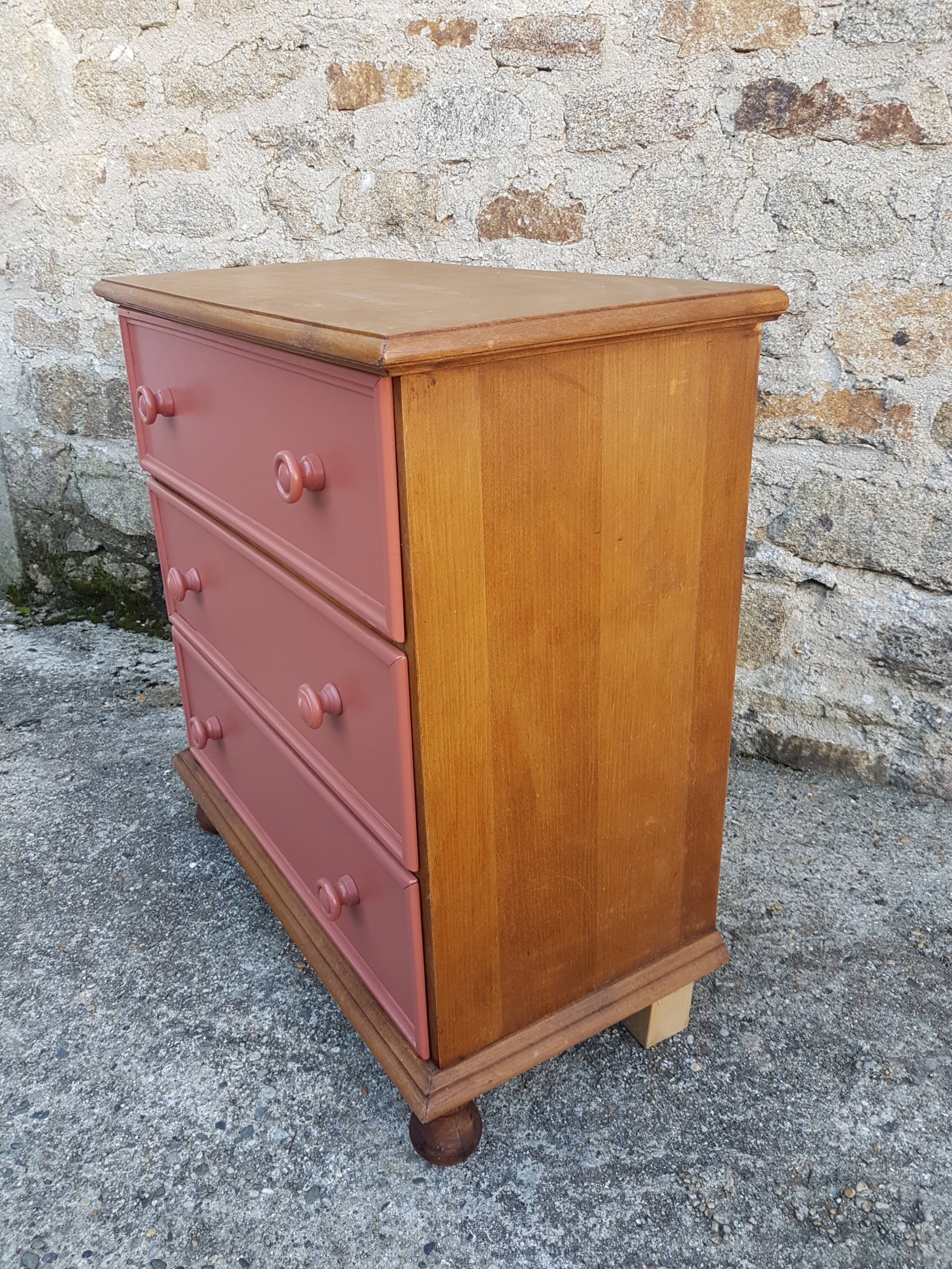 Chest of drawer in light oak of 1970