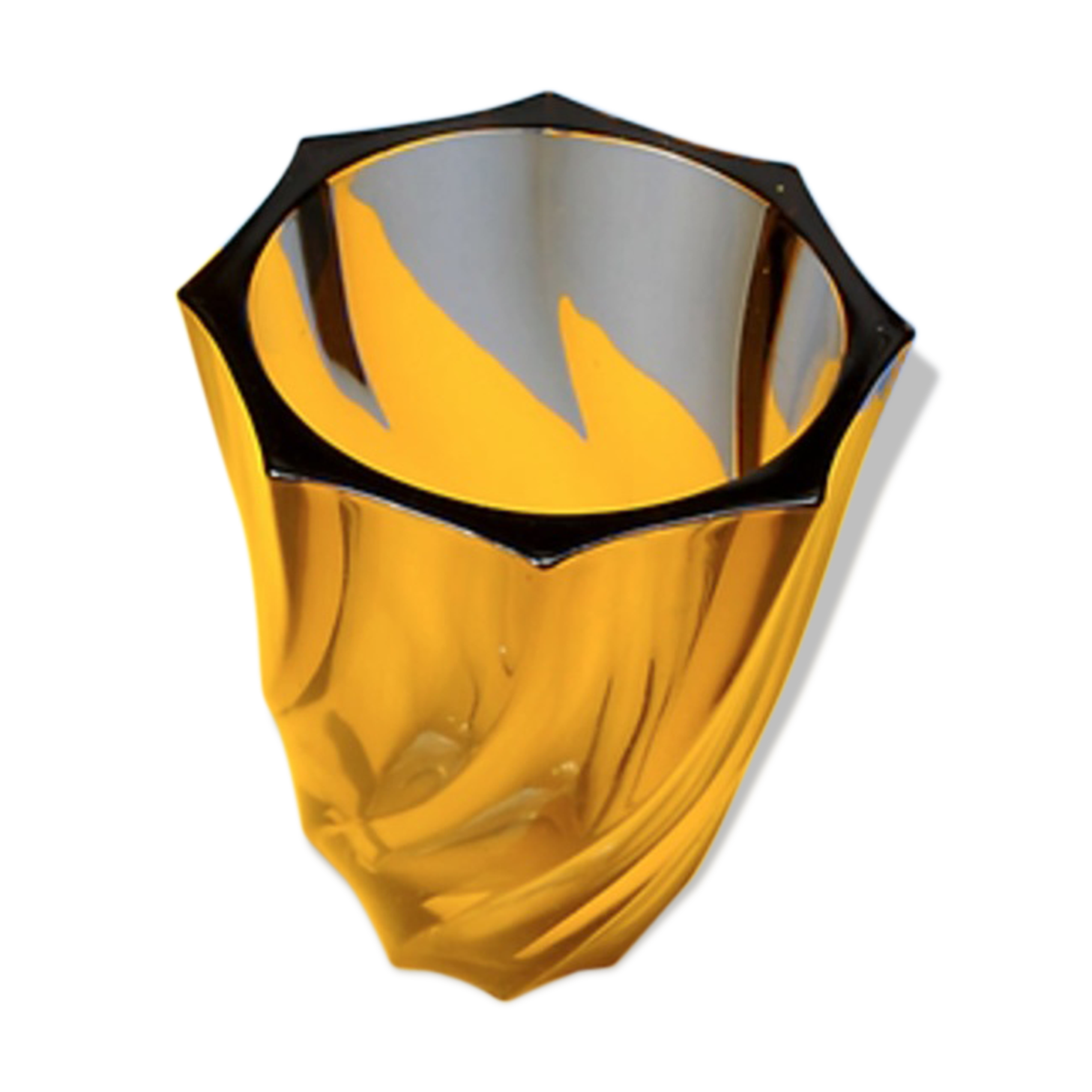 Vase torsadé en verre fumé