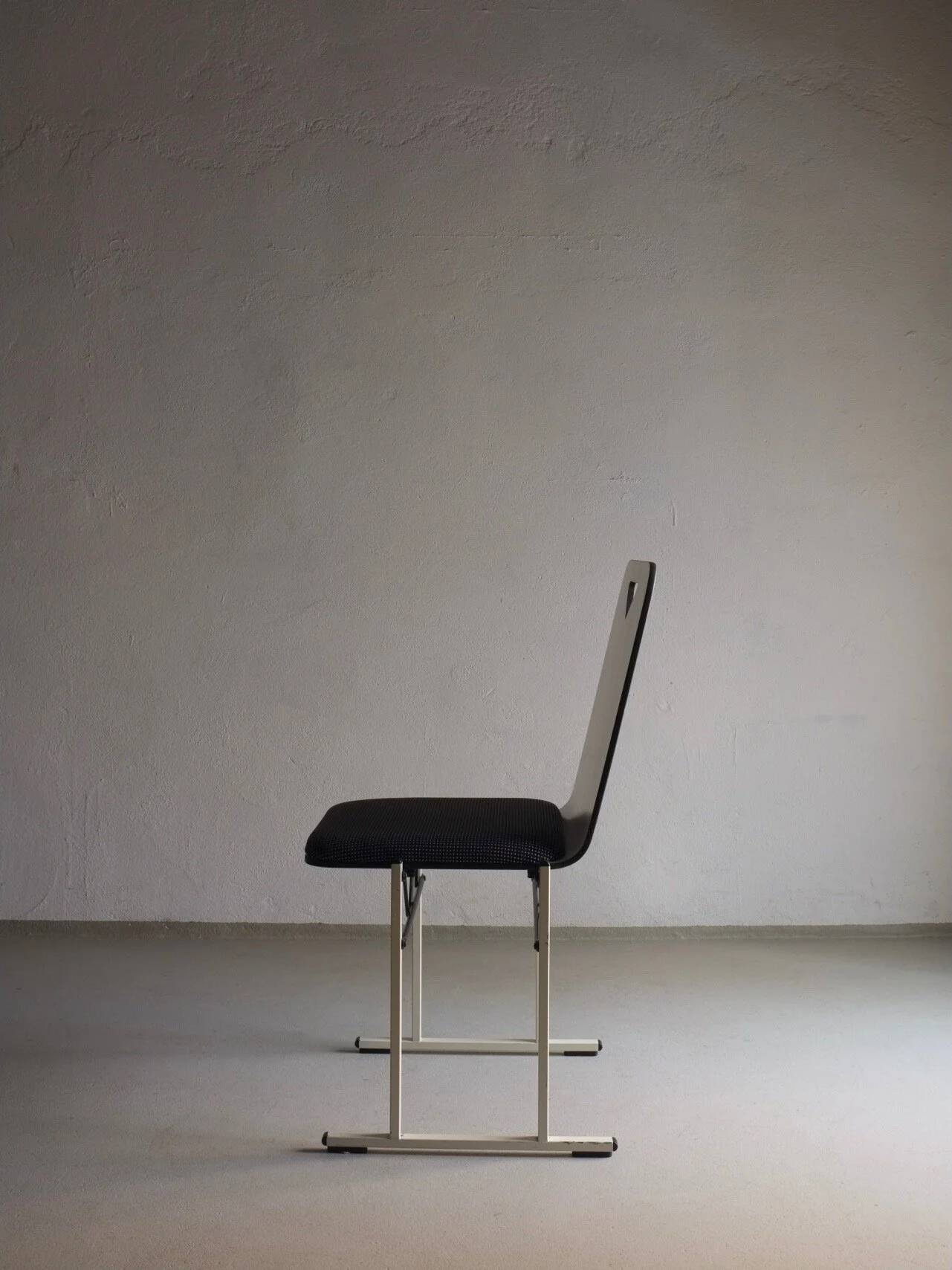 4 chaises en métal blanc par Yrjö Kukkapuro pour Avarte, Finlande, années 1980