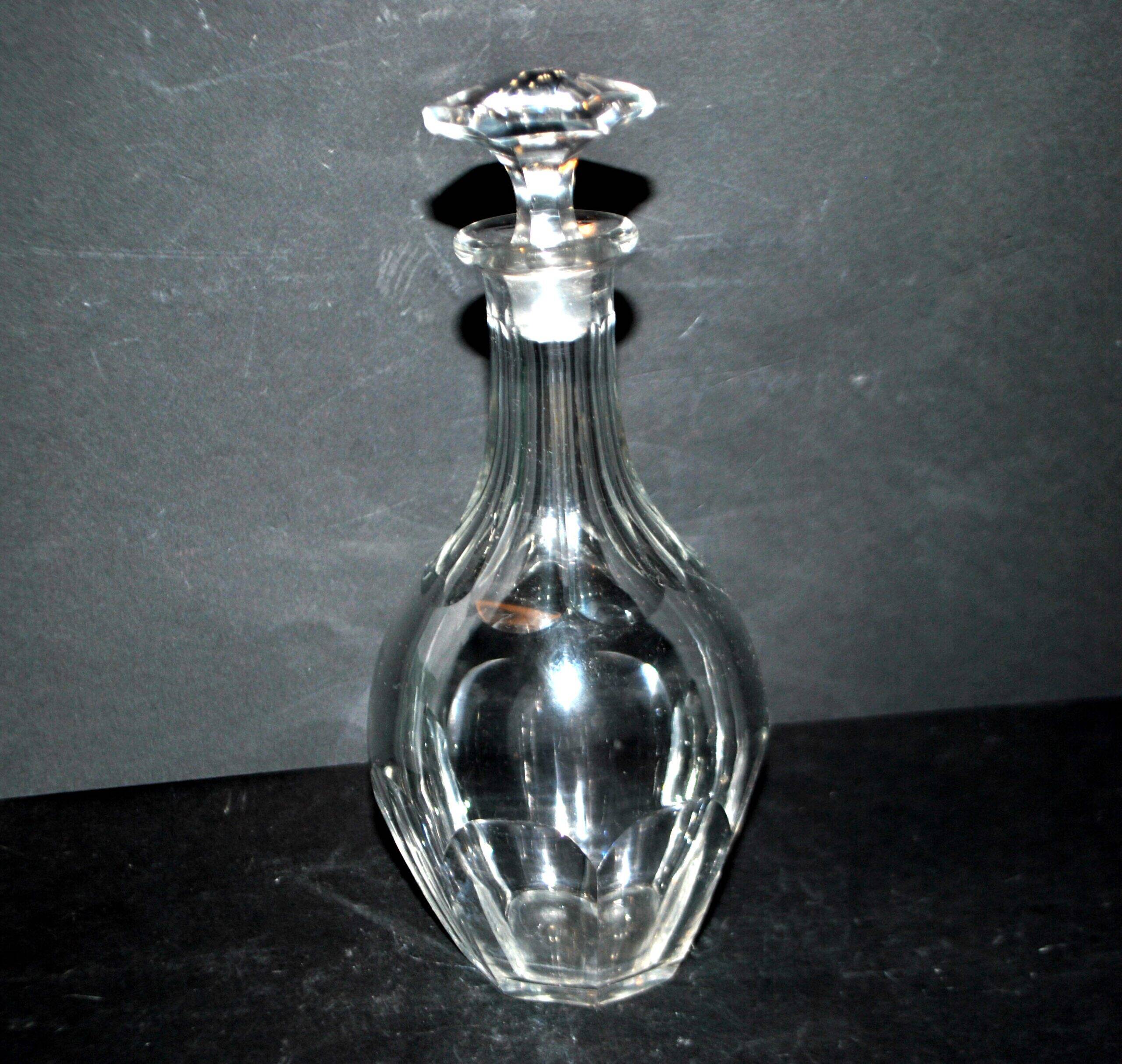 Antique Malmaison Harcourt flat-cut crystal decanter 21cm