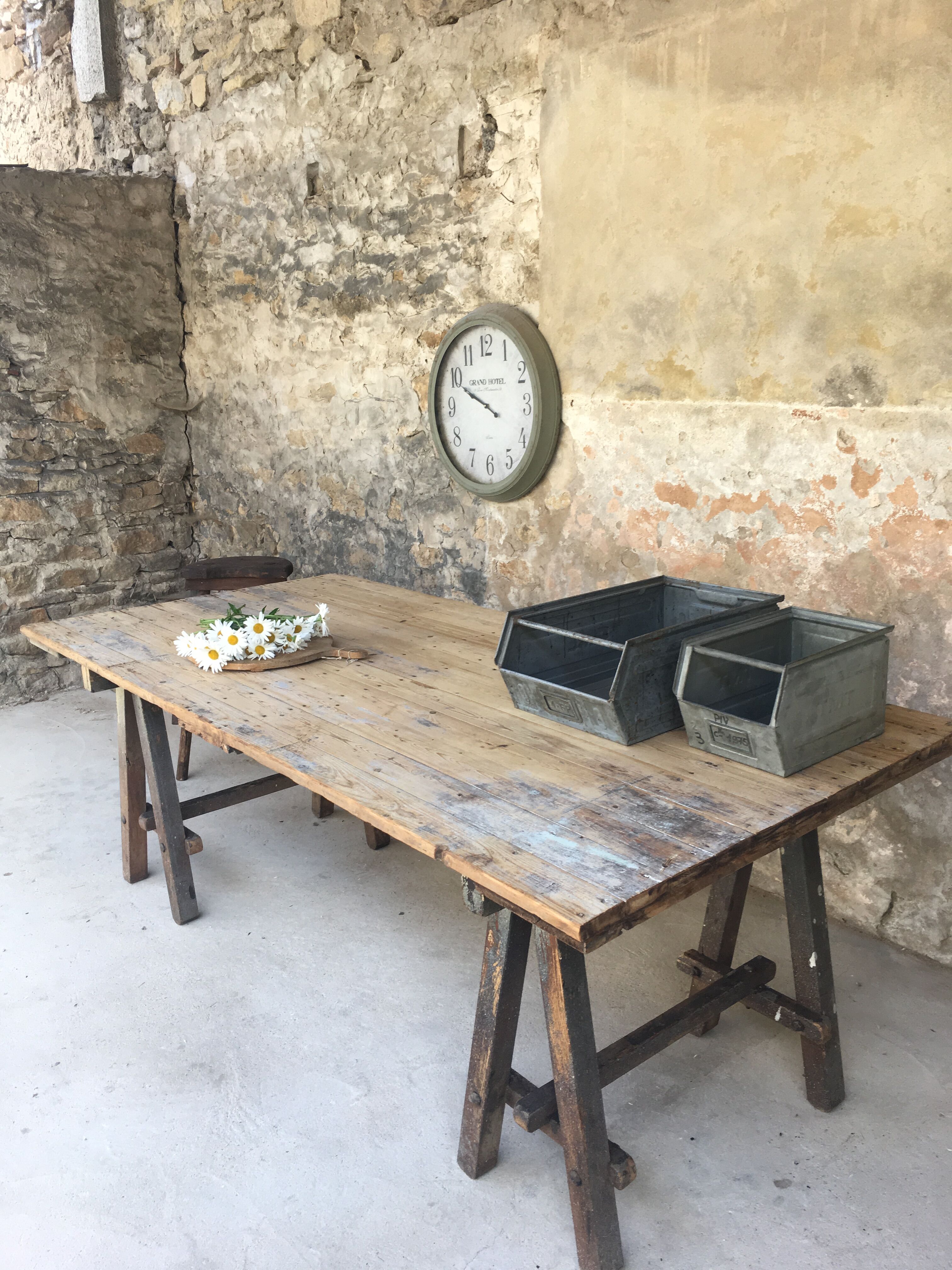 Old table workshop on trestles