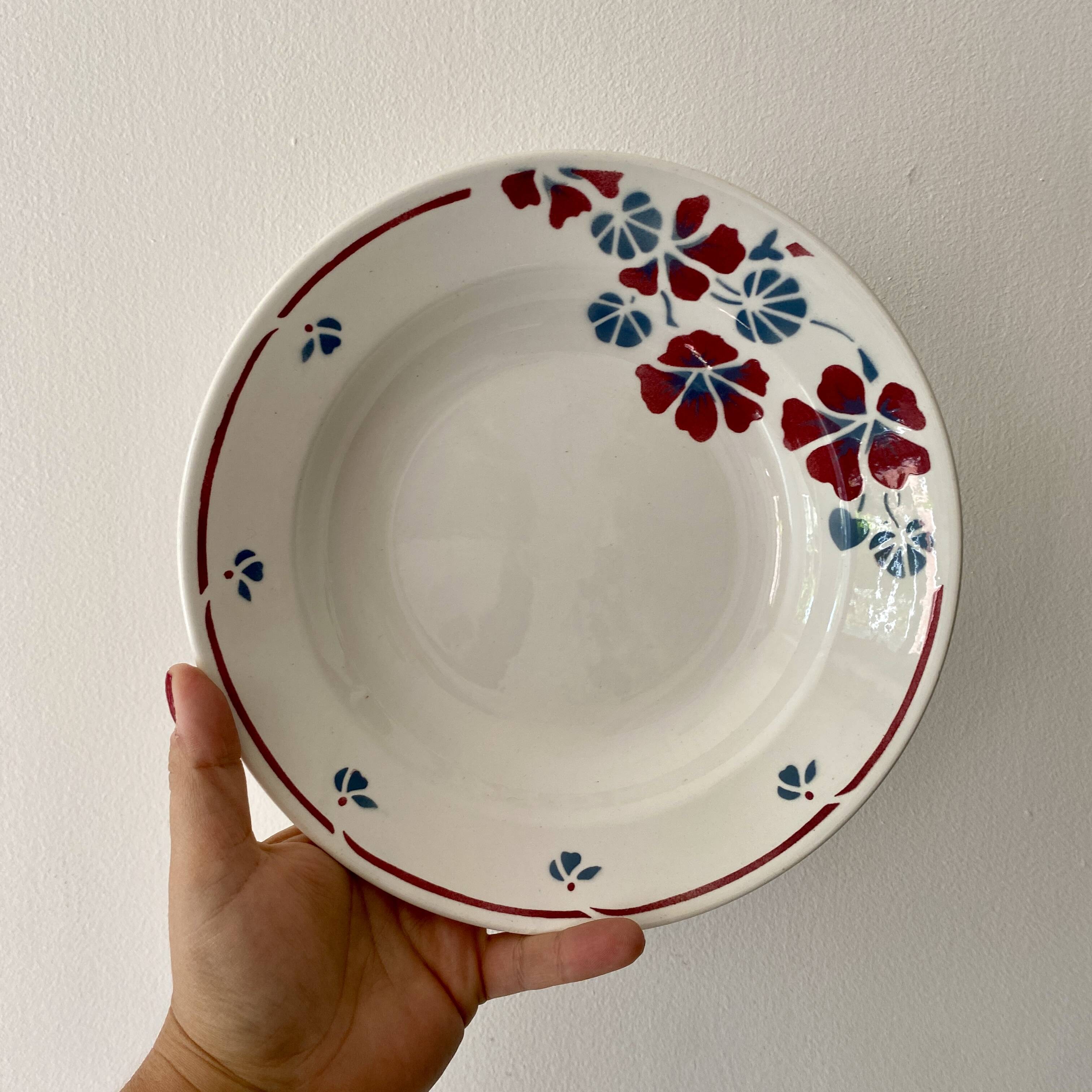 Set of 8 vintage soup plates, Nelly de Salins