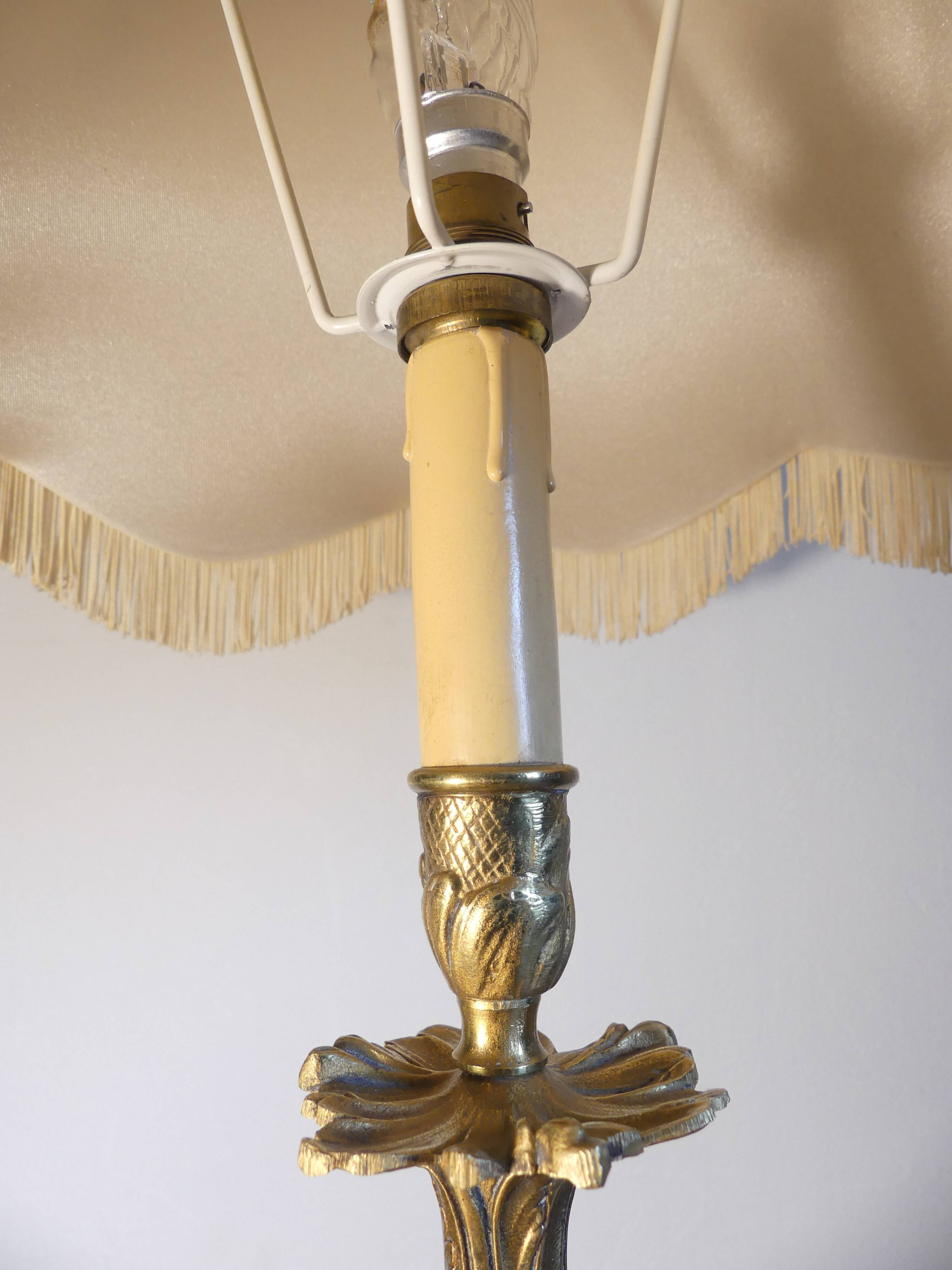 Candlelight lamp 1950's Bronze and pagoda lampshade