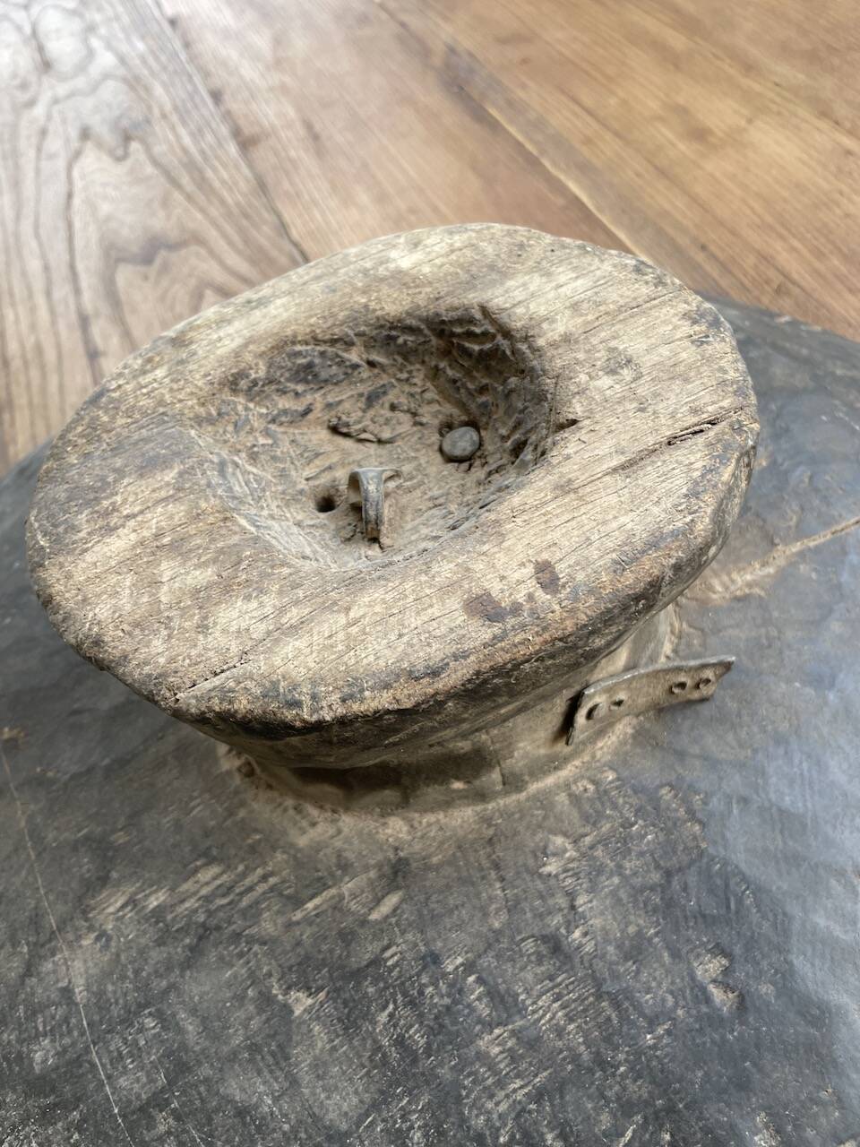 XL wooden Tuareg dish