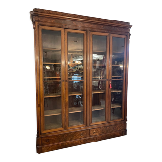 Walnut showcase 1900