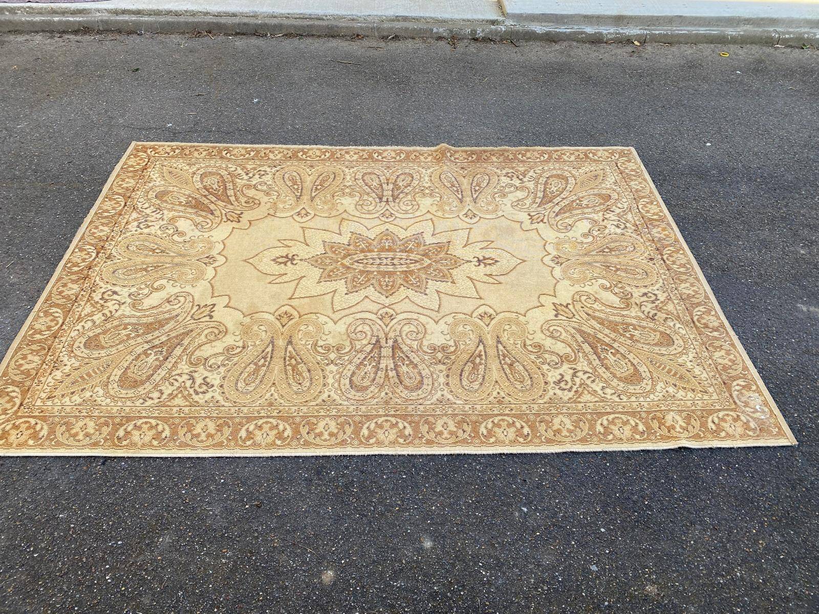 Pure combed wool Persian rug with flowers 200x300 Teppich imperial