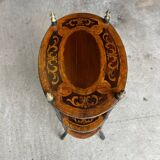 pedestal table