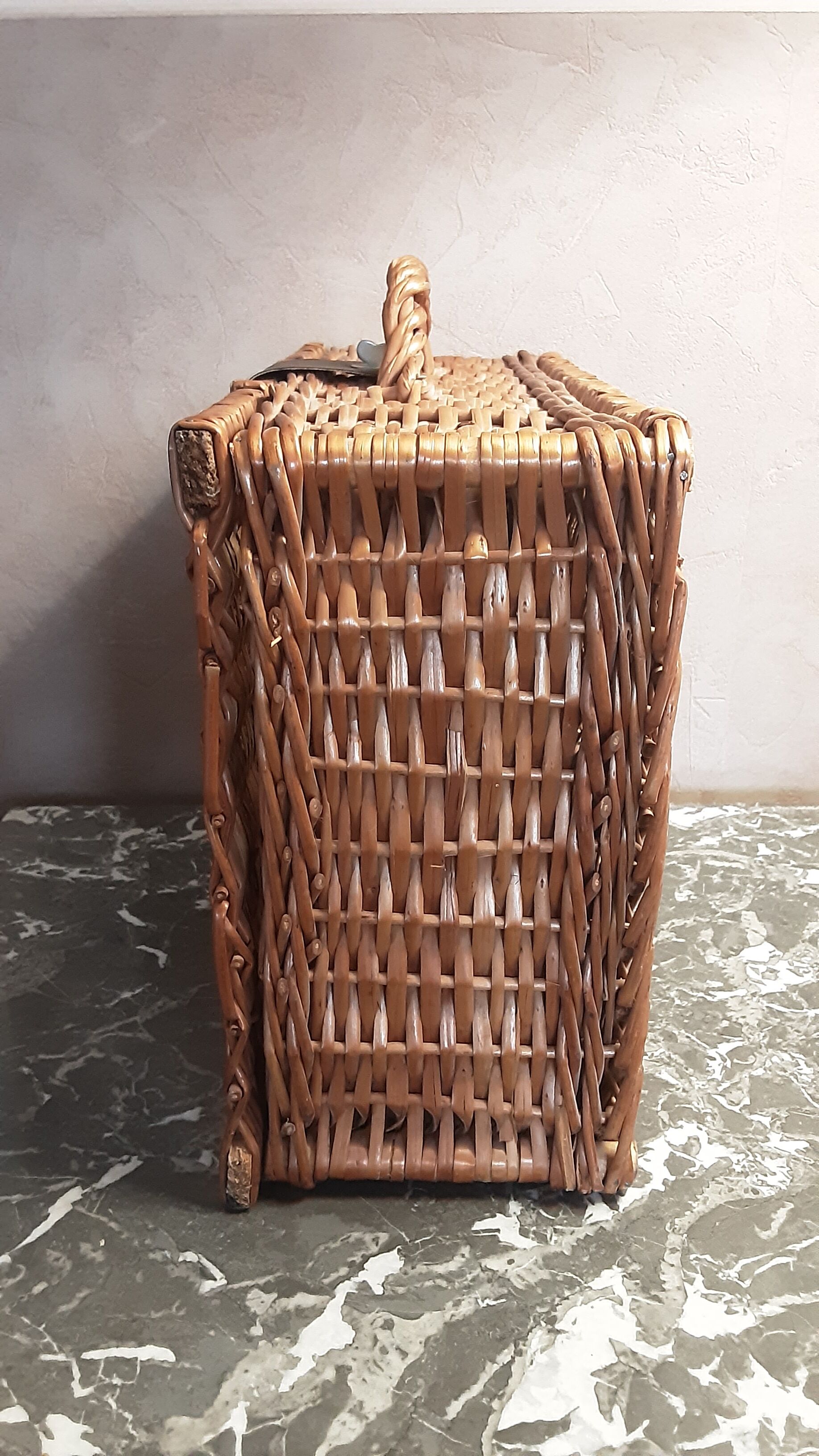 Rattan wicker malle 70 years