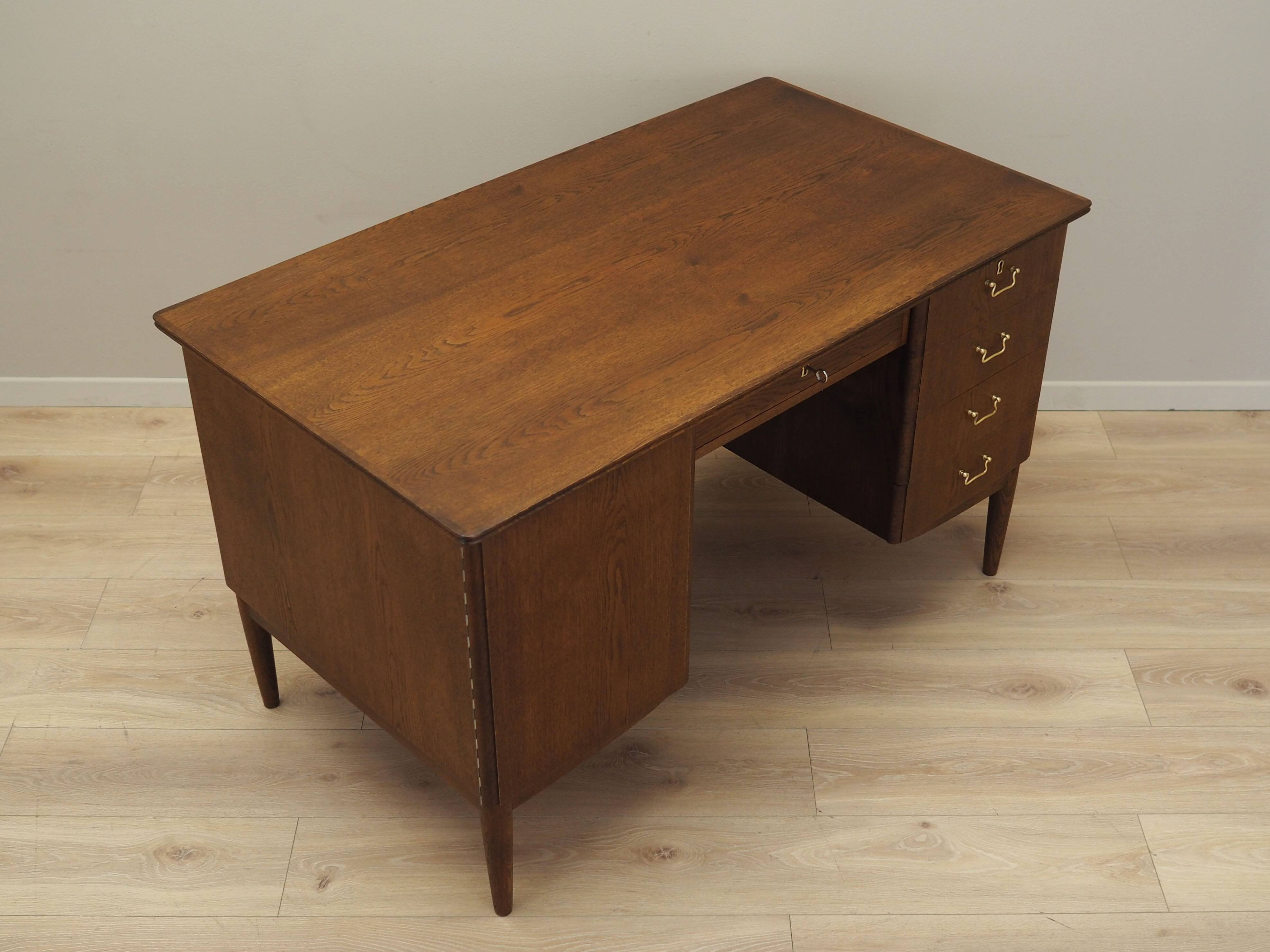 Oak desk, Danish design, 1970s, production: Denmark