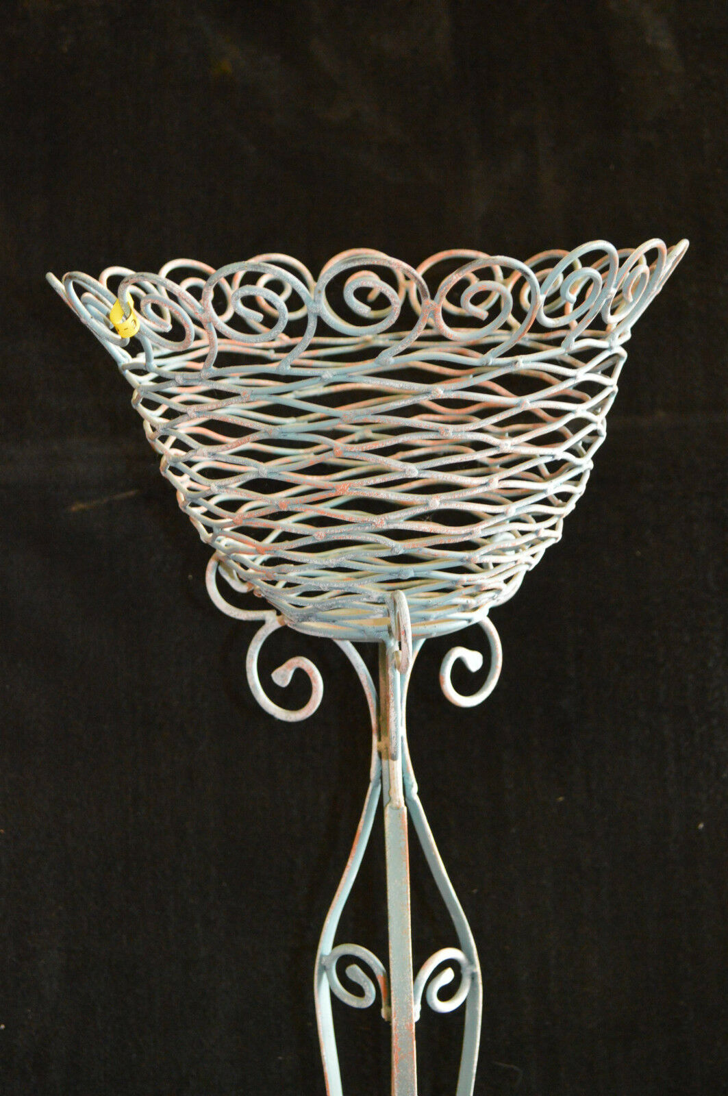 Jardinière en fer forgé